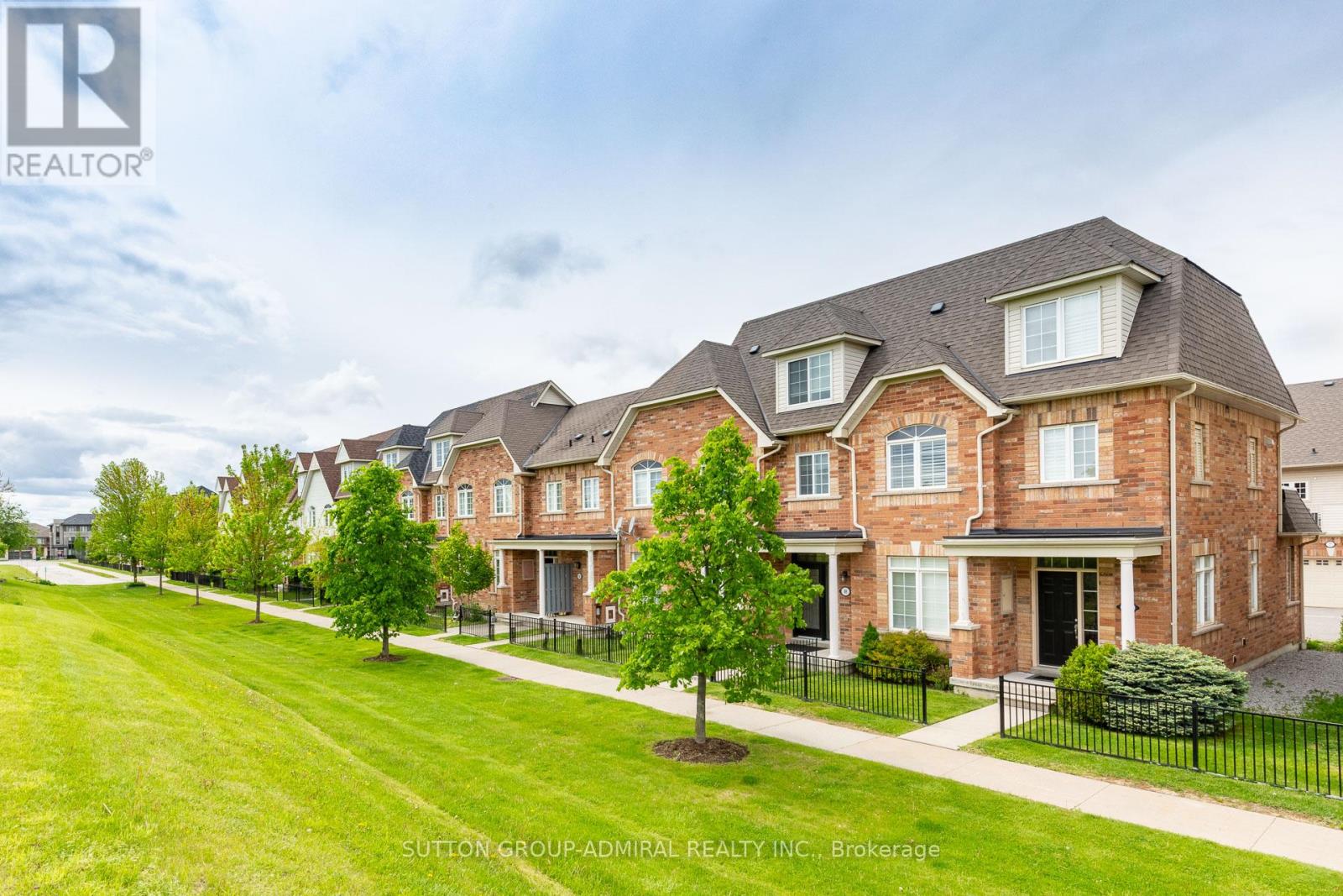 60 Wicker Park Way, Whitby, Ontario  L1R 0C7 - Photo 1 - E12177989