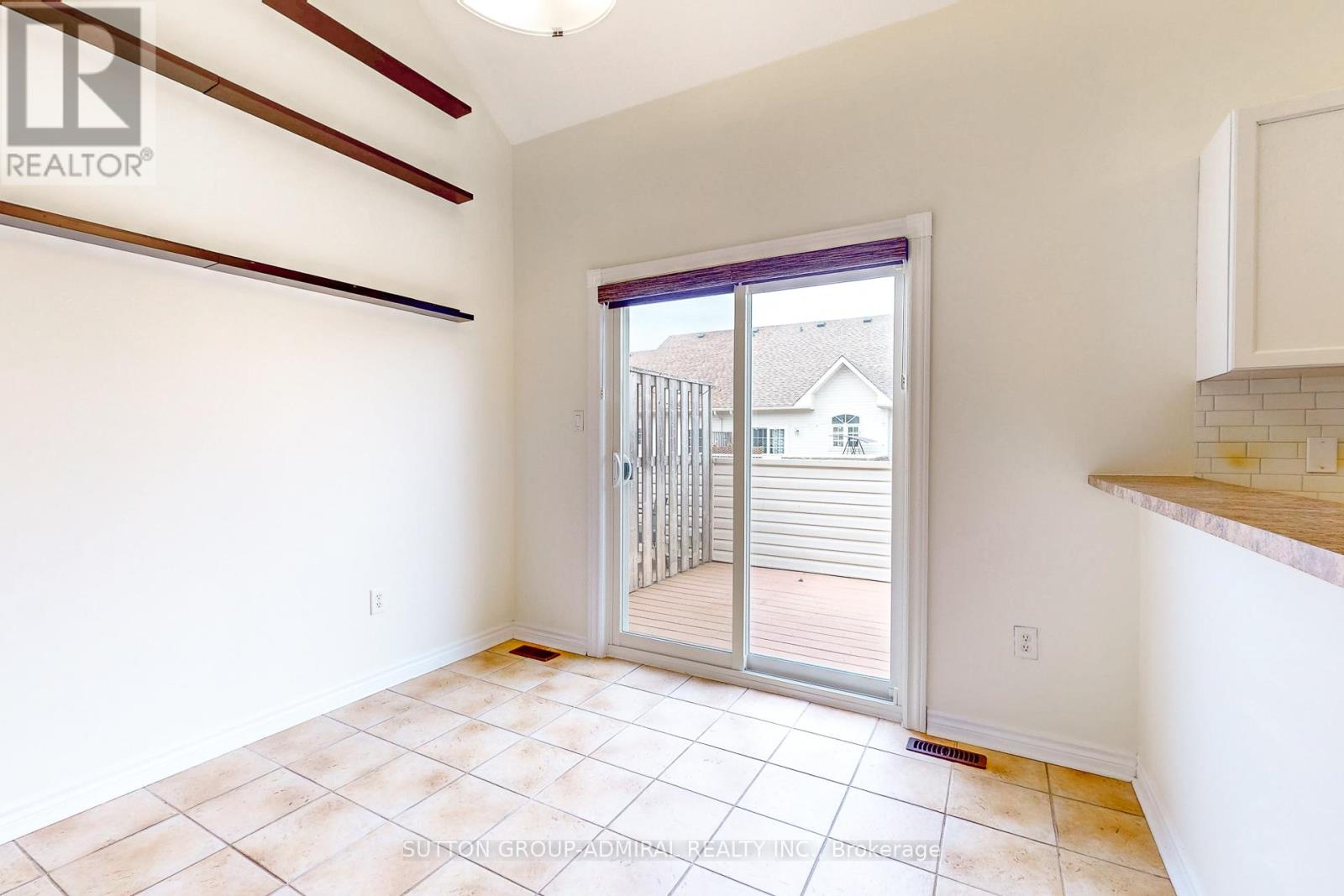 60 Wicker Park Way, Whitby, Ontario  L1R 0C7 - Photo 14 - E12177989
