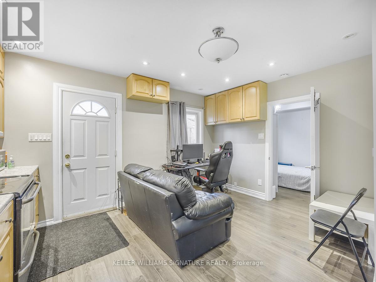 Side Unit - 65 Orton Park Road, Toronto, Ontario  M1G 3V1 - Photo 8 - E12178066