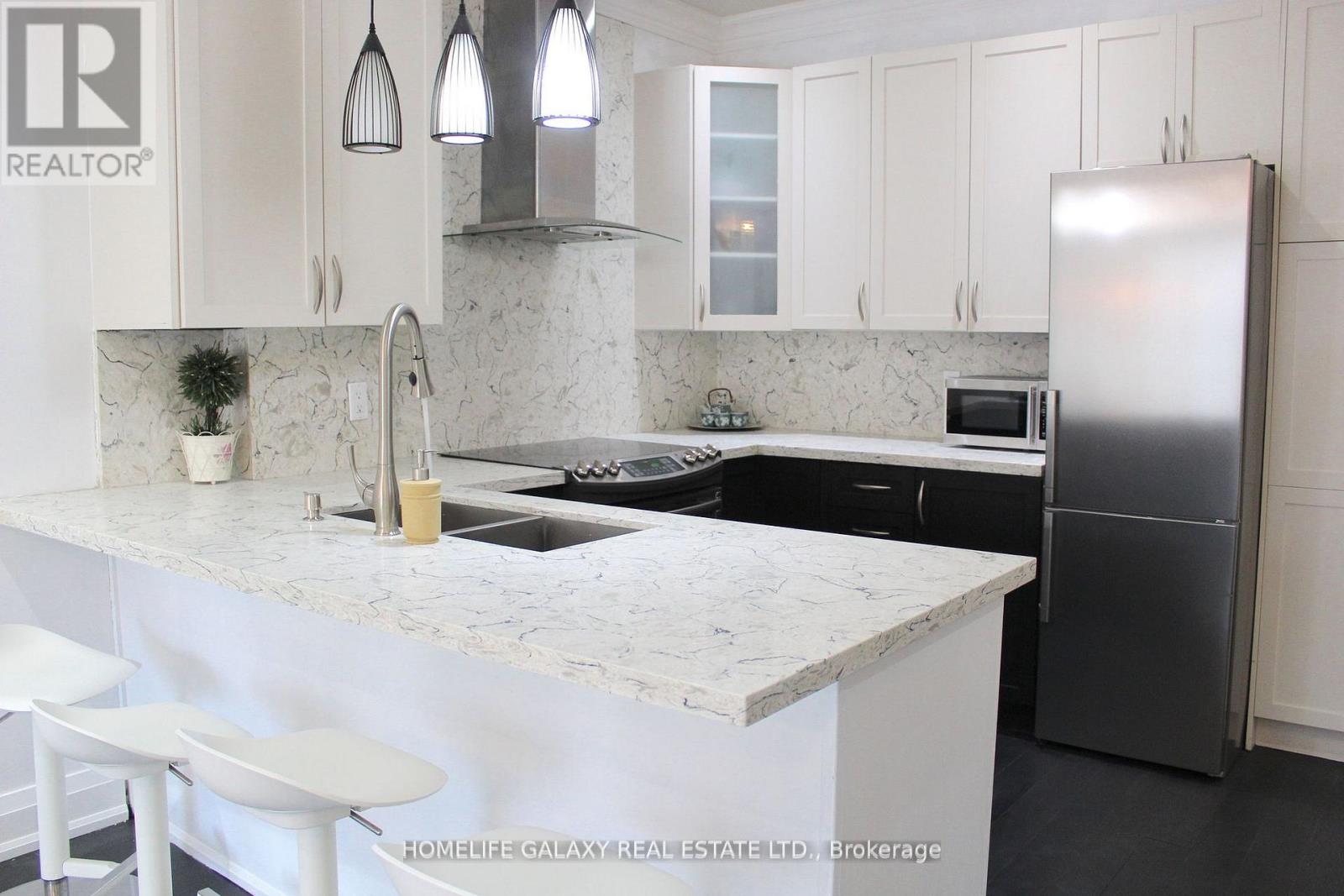 126 - 2351 Kennedy Road, Toronto (Agincourt South-Malvern West), Ontario  M1T 3G9 - Photo 5 - E12178094
