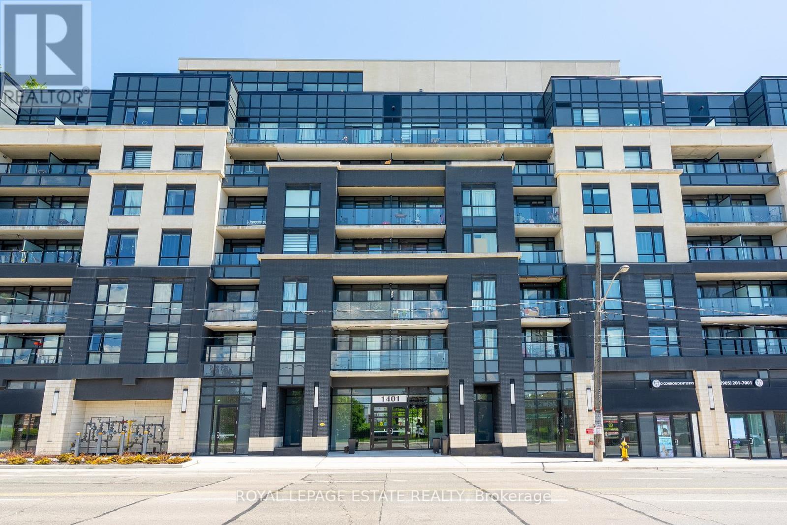 317 - 1401 O'connor Drive, Toronto, Ontario  M4B 2V5 - Photo 1 - E12178117
