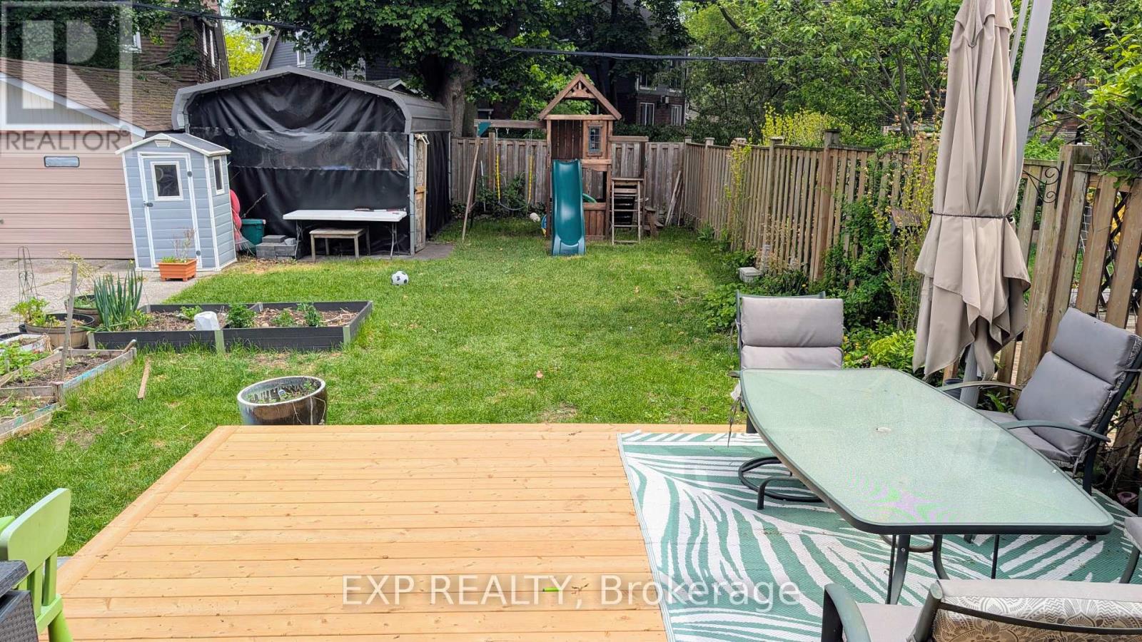 1043 Logan Avenue, Toronto, Ontario  M4K 3G2 - Photo 18 - E12178148