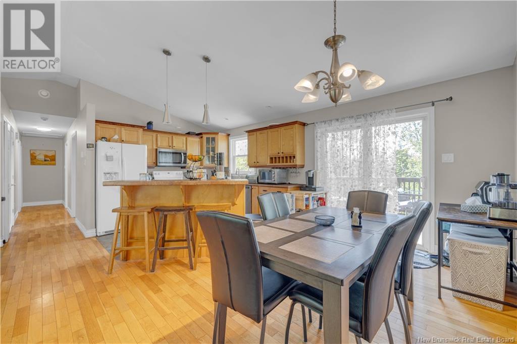 Property at 273 Hampton Road image 5