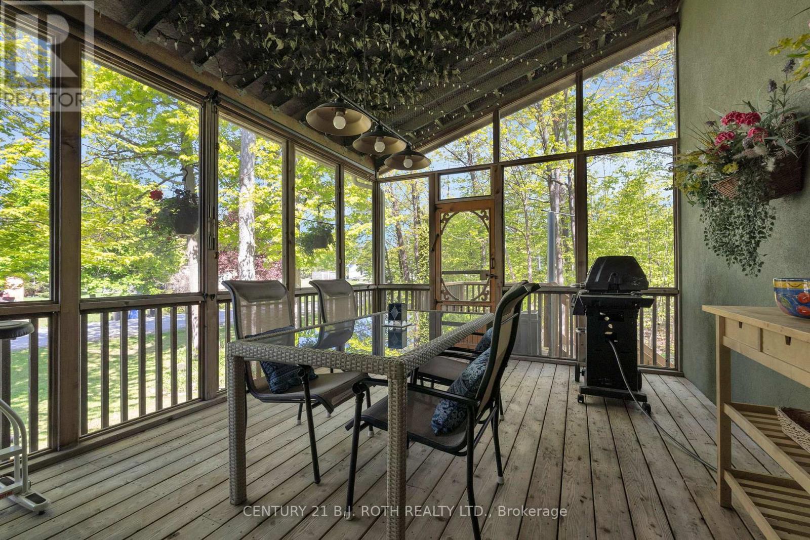 3809 East Street, Innisfil, Ontario  L9S 2L9 - Photo 12 - N12178065