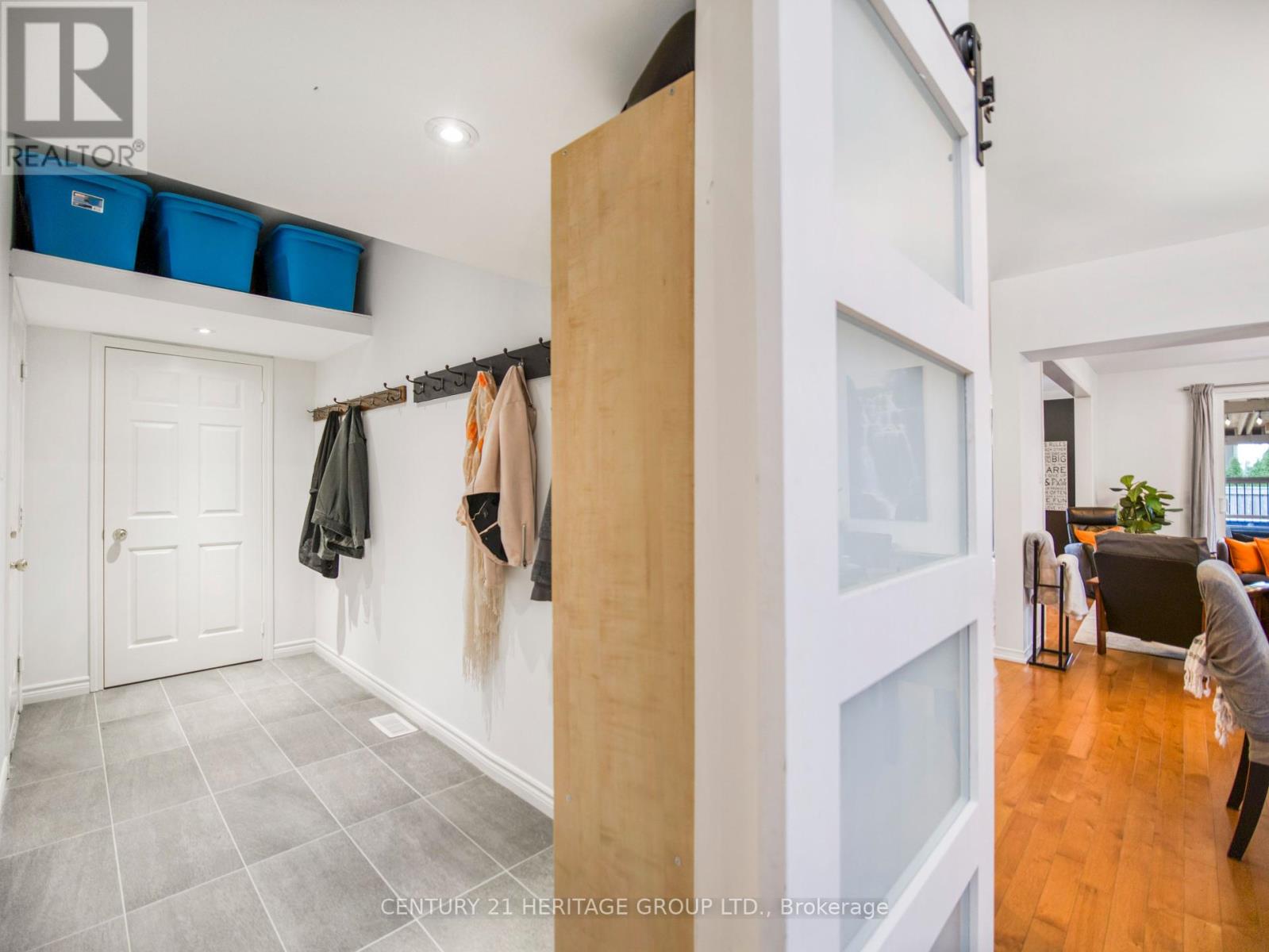 1 Carter Street, Bradford West Gwillimbury, Ontario  L3Z 2A4 - Photo 8 - N12178097