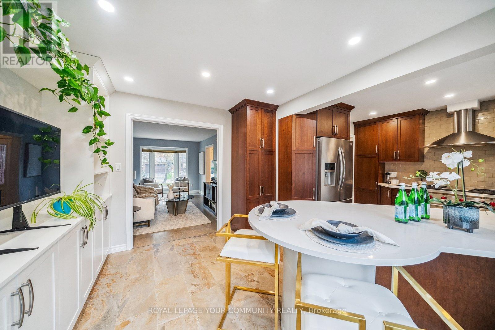 Property at 16 GRASETT CRESCENT image 4