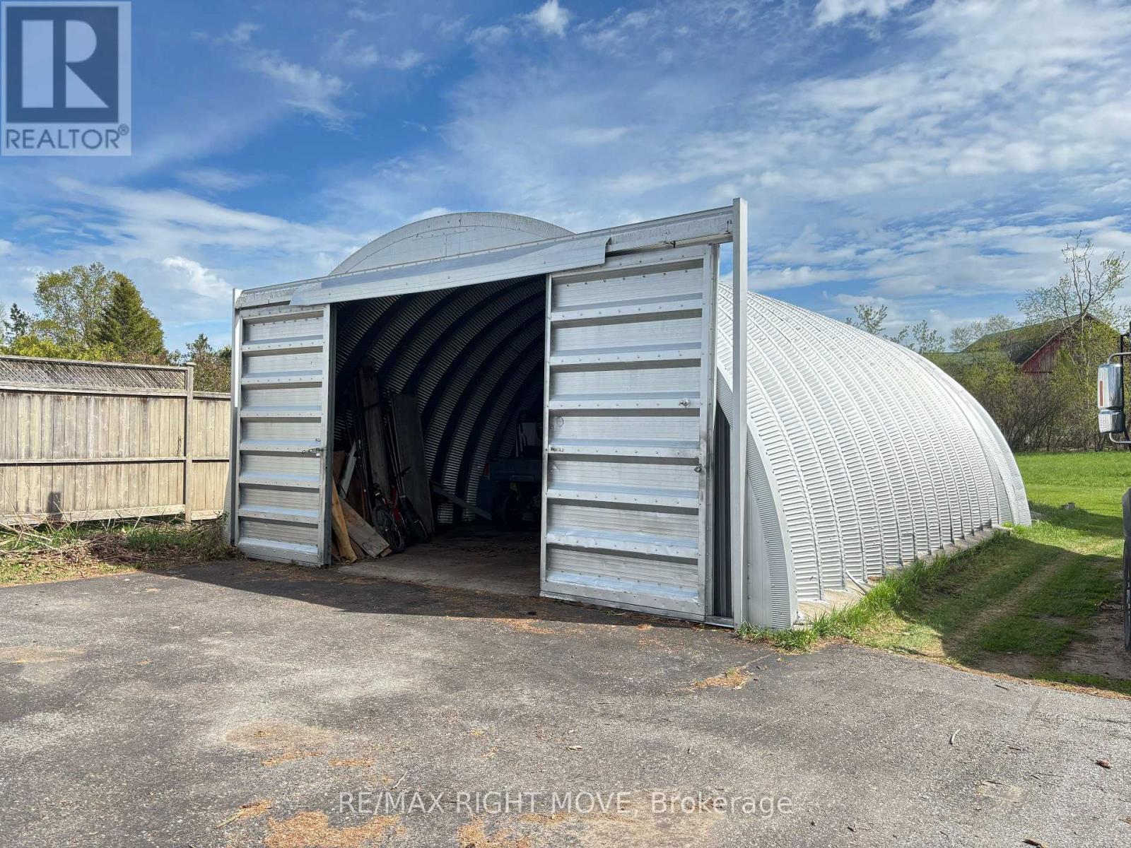 8806 12 Highway, Oro-Medonte, Ontario  L3V 0K1 - Photo 16 - S12178102