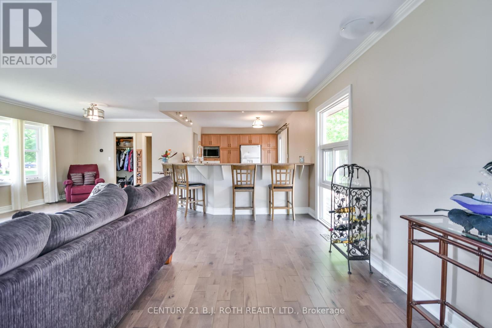 61 Second Street, Orillia, Ontario  L3V 4B3 - Photo 8 - S12178146