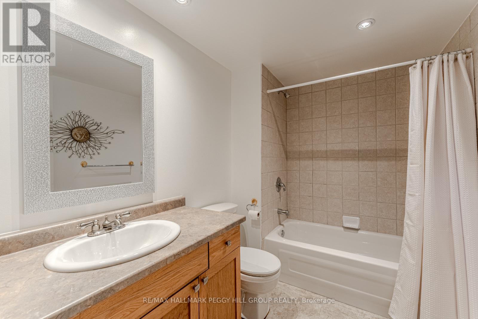37 Osprey Ridge Road, Barrie, Ontario  L4M 6P2 - Photo 17 - S12178163