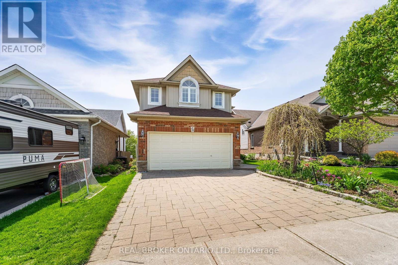 Property at 18 APPLETON DRIVE image 1