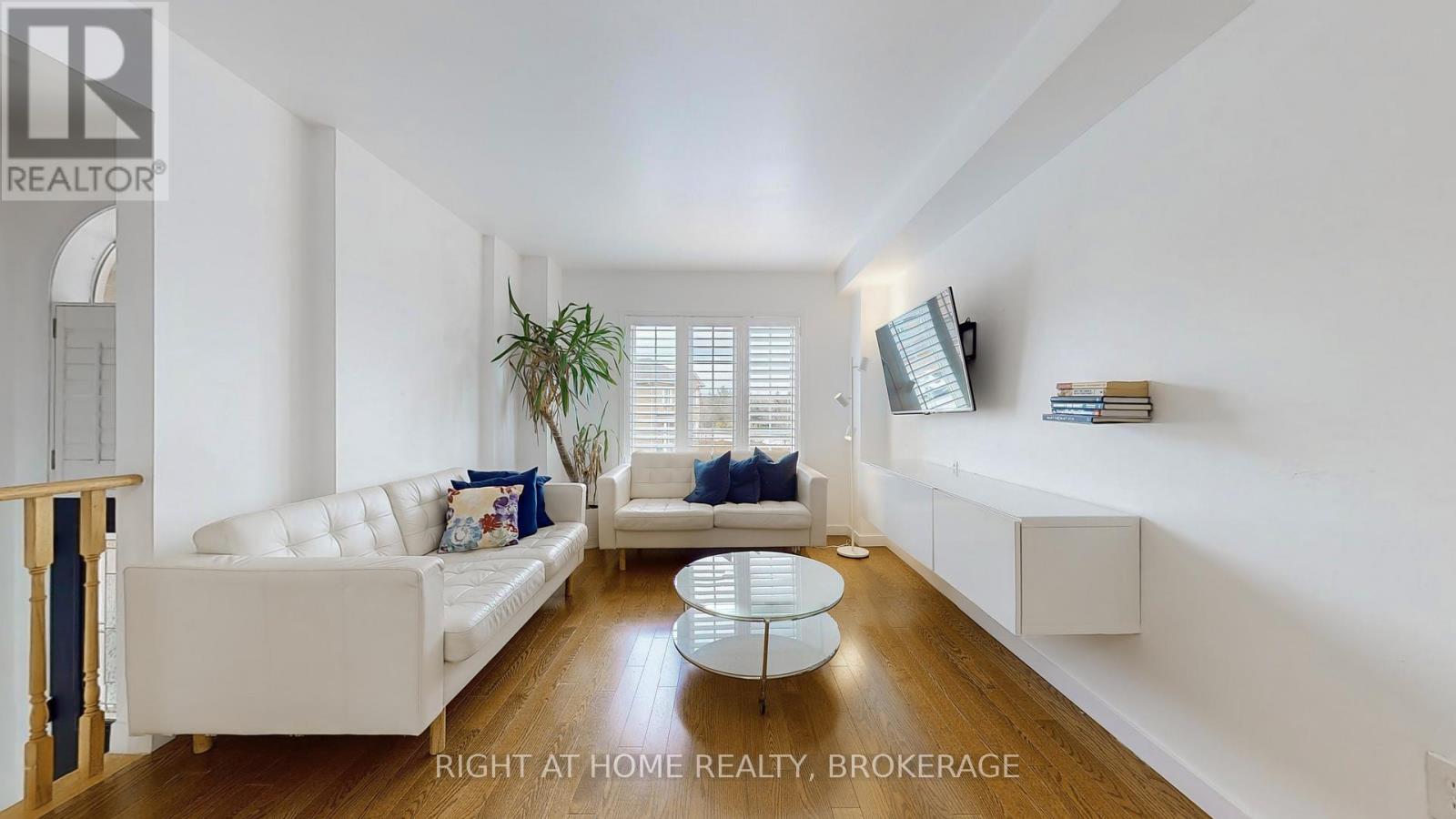 371 FAIRGATE WAY, Oakville, Ontario
