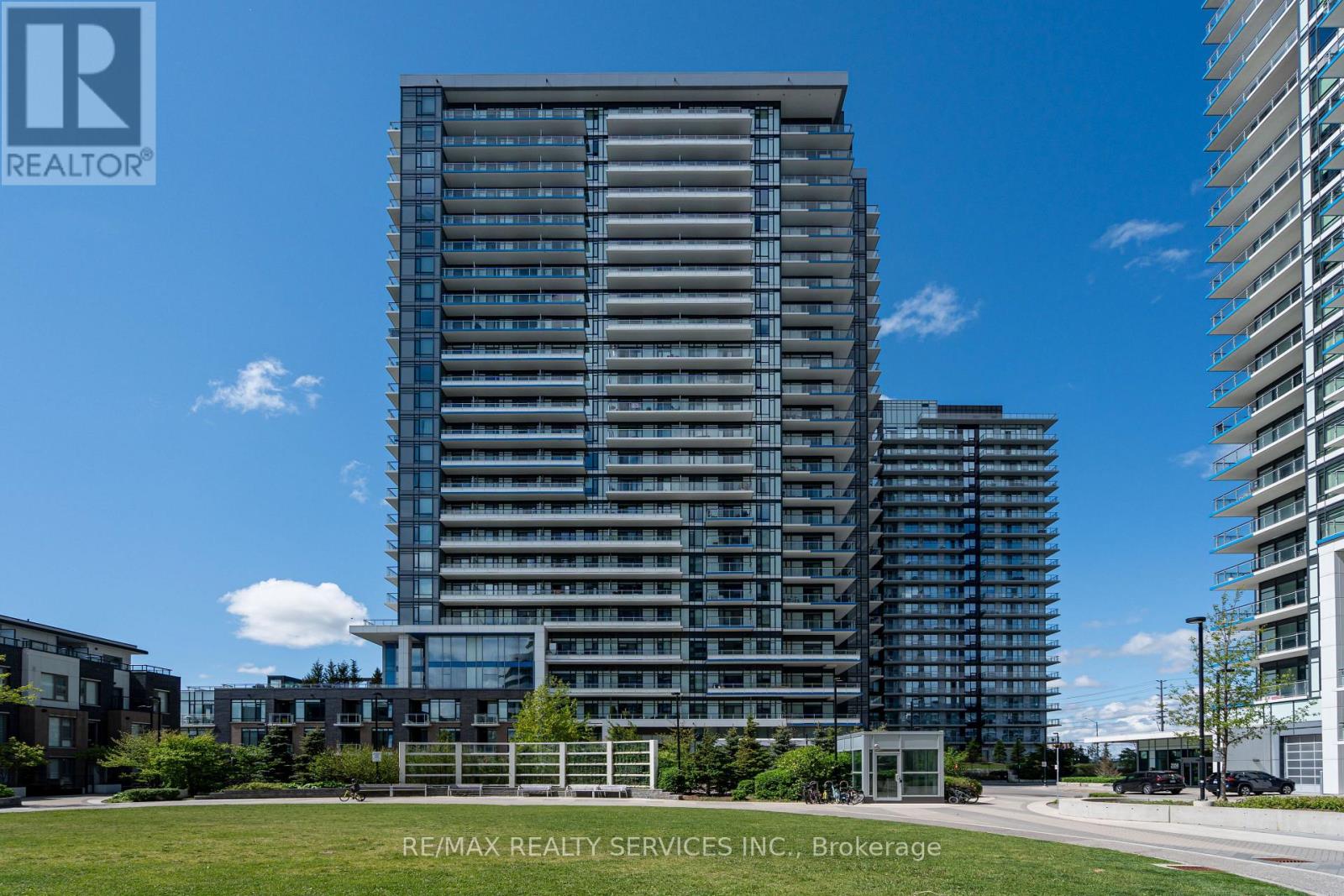 503 - 2560 Eglinton Avenue W, Mississauga, Ontario  L5M 0Y3 - Photo 1 - W12178001