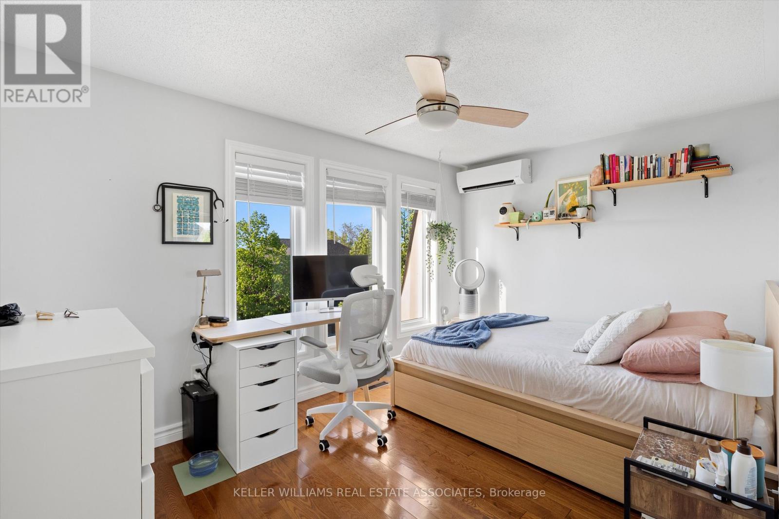 43 Viella Street, Toronto, Ontario  M6N 5C6 - Photo 17 - W12178003