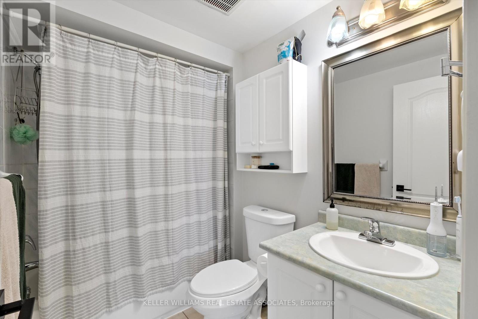 43 Viella Street, Toronto, Ontario  M6N 5C6 - Photo 18 - W12178003