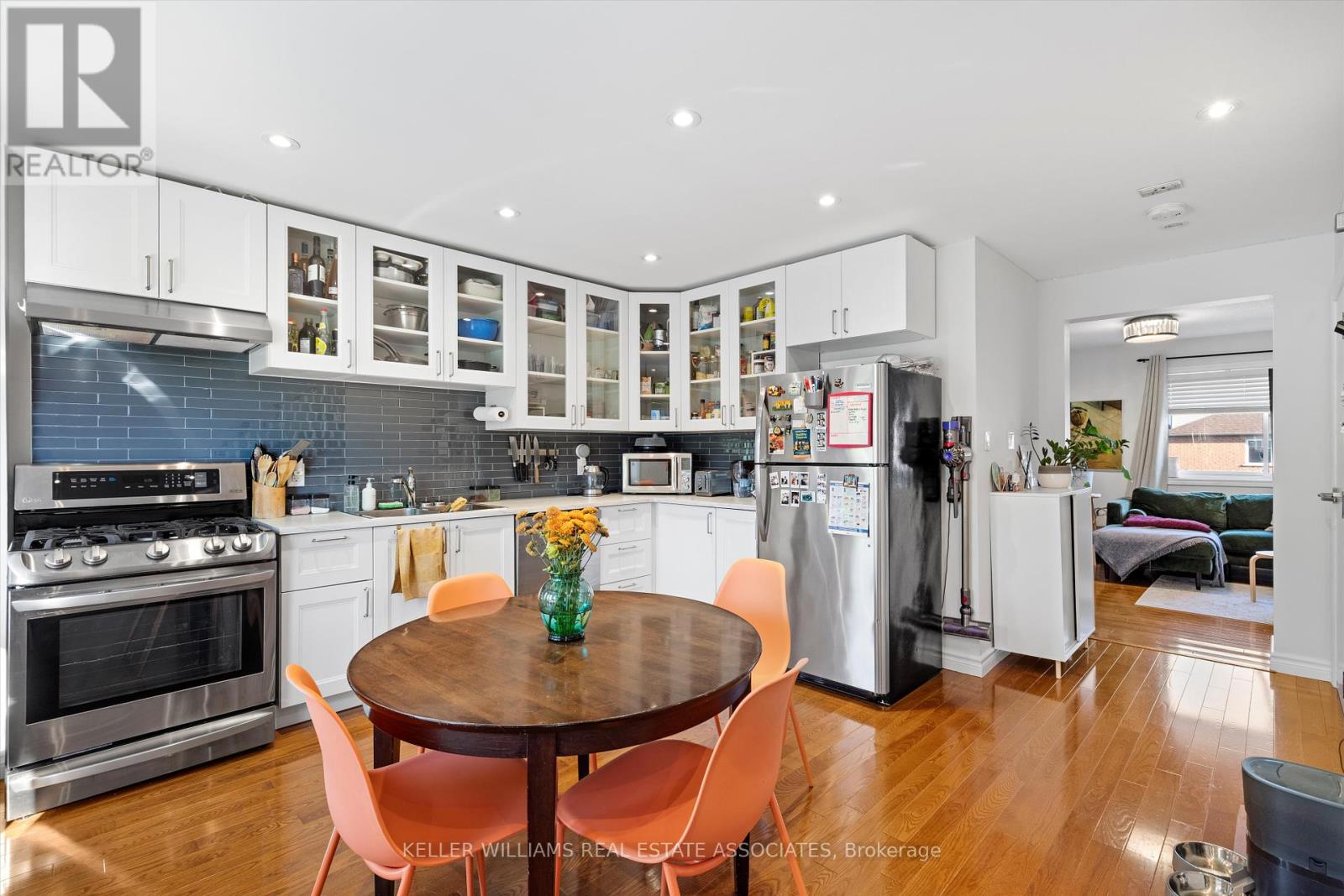 43 Viella Street, Toronto, Ontario  M6N 5C6 - Photo 20 - W12178003