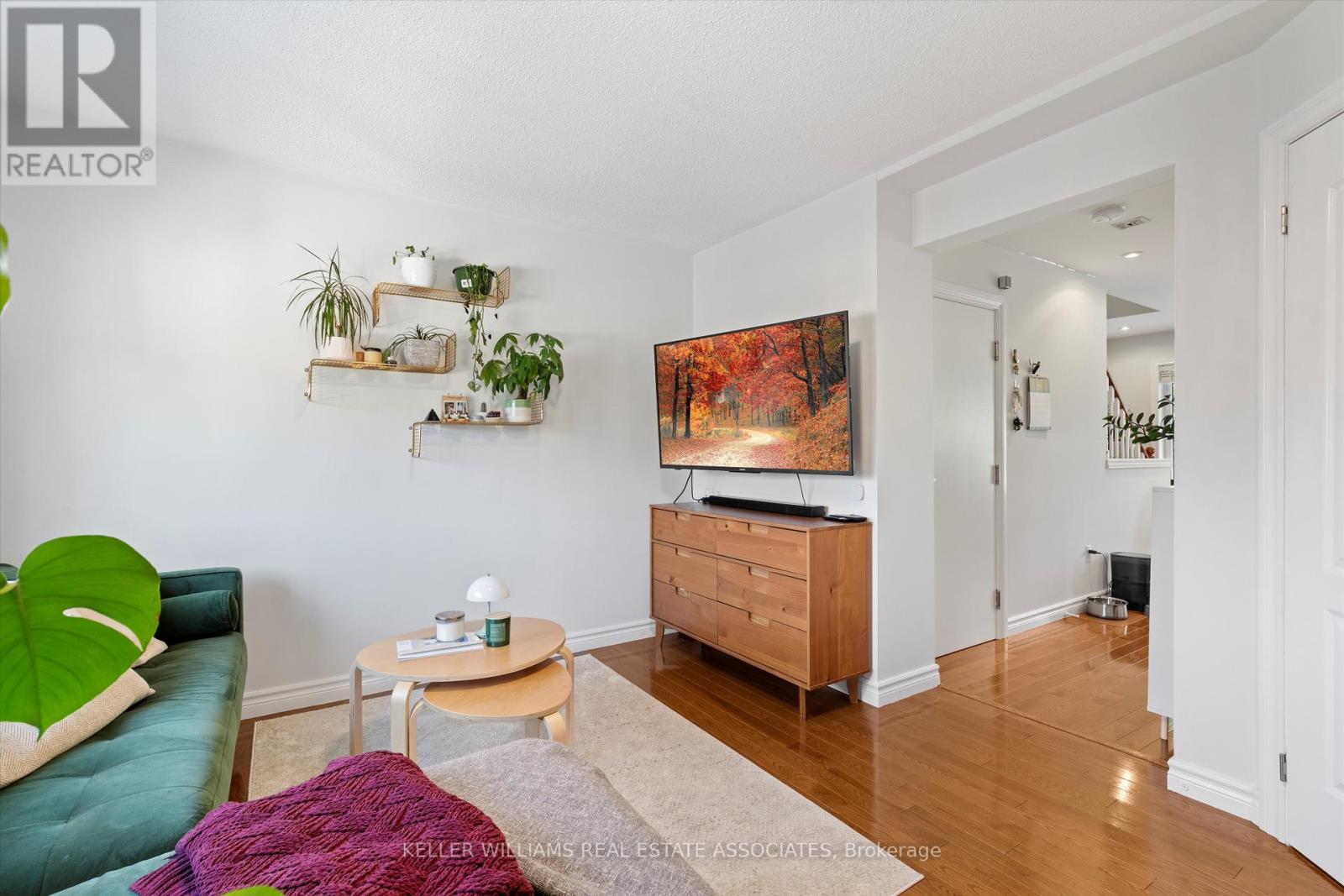 43 Viella Street, Toronto, Ontario  M6N 5C6 - Photo 25 - W12178003