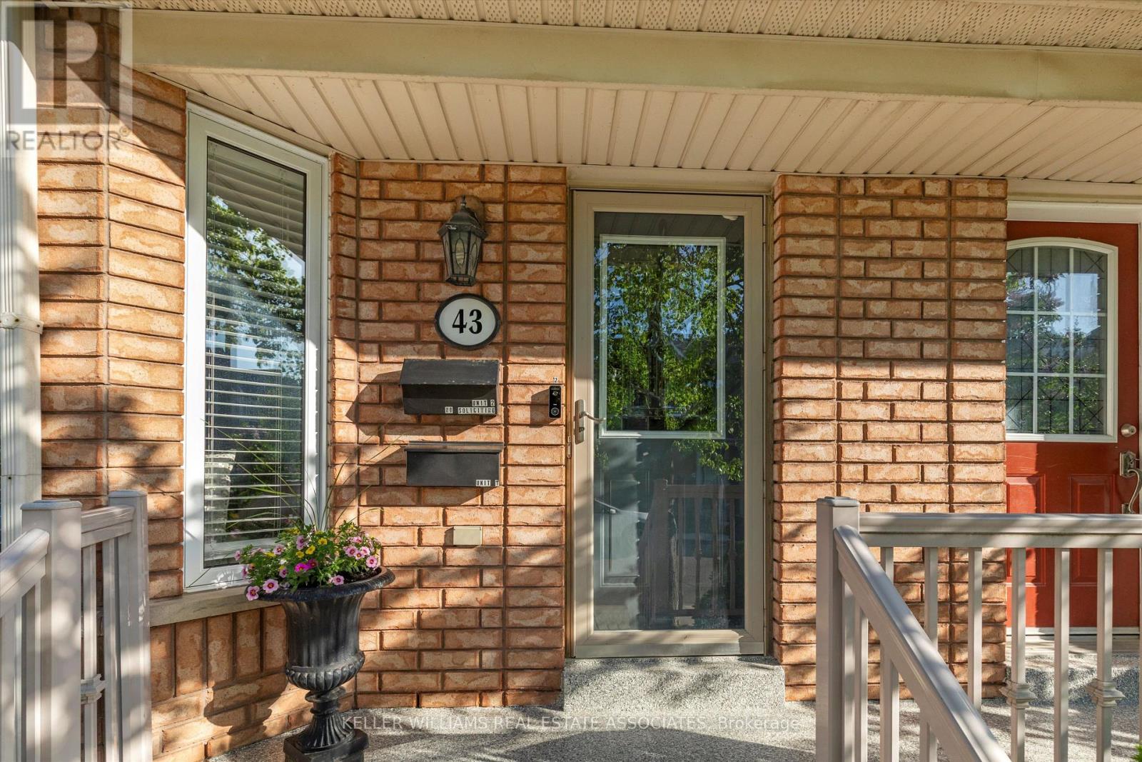 43 Viella Street, Toronto, Ontario  M6N 5C6 - Photo 3 - W12178003