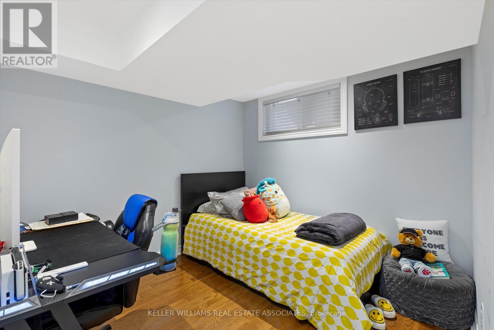 43 Viella Street, Toronto, Ontario  M6N 5C6 - Photo 32 - W12178003
