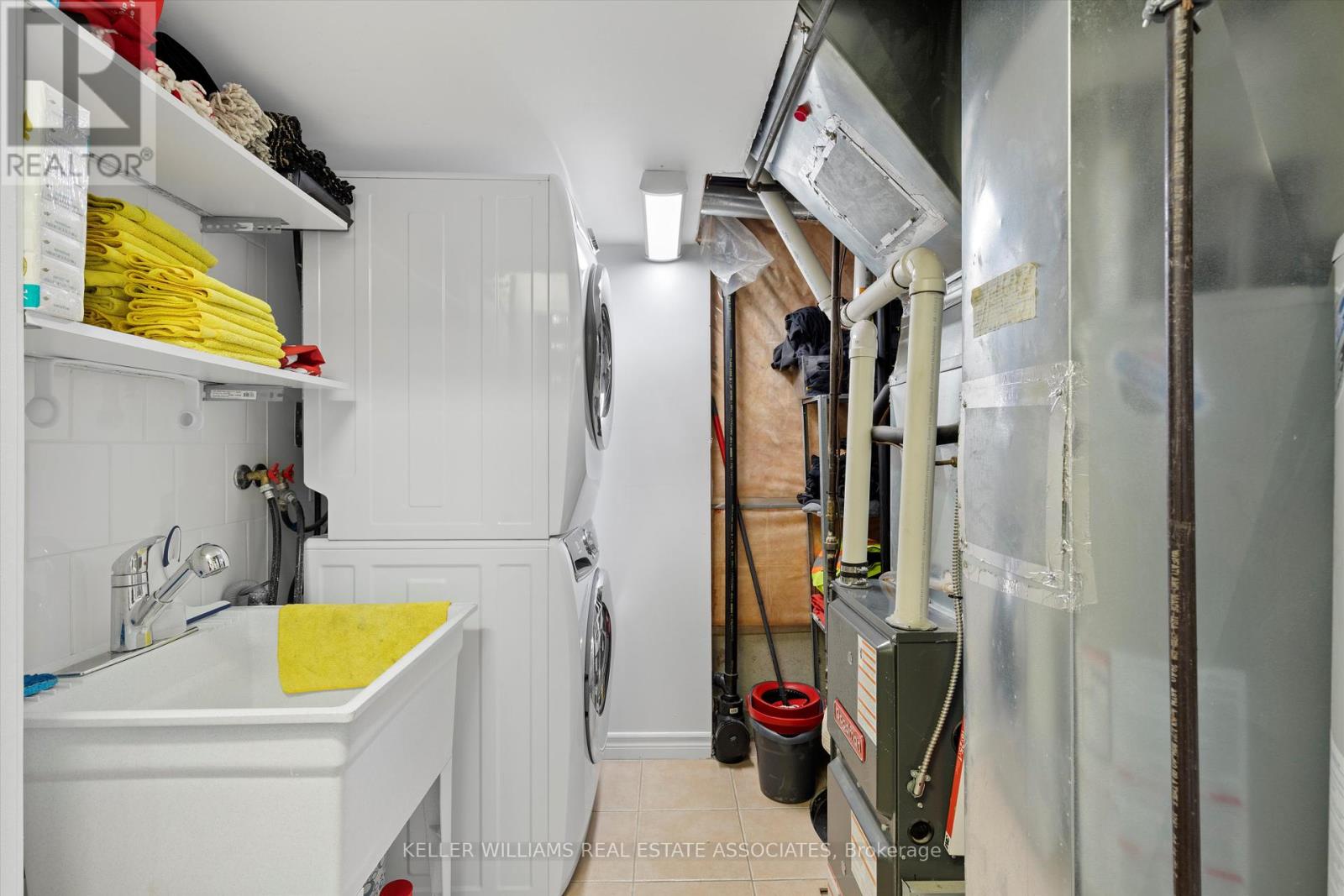 43 Viella Street, Toronto, Ontario  M6N 5C6 - Photo 34 - W12178003