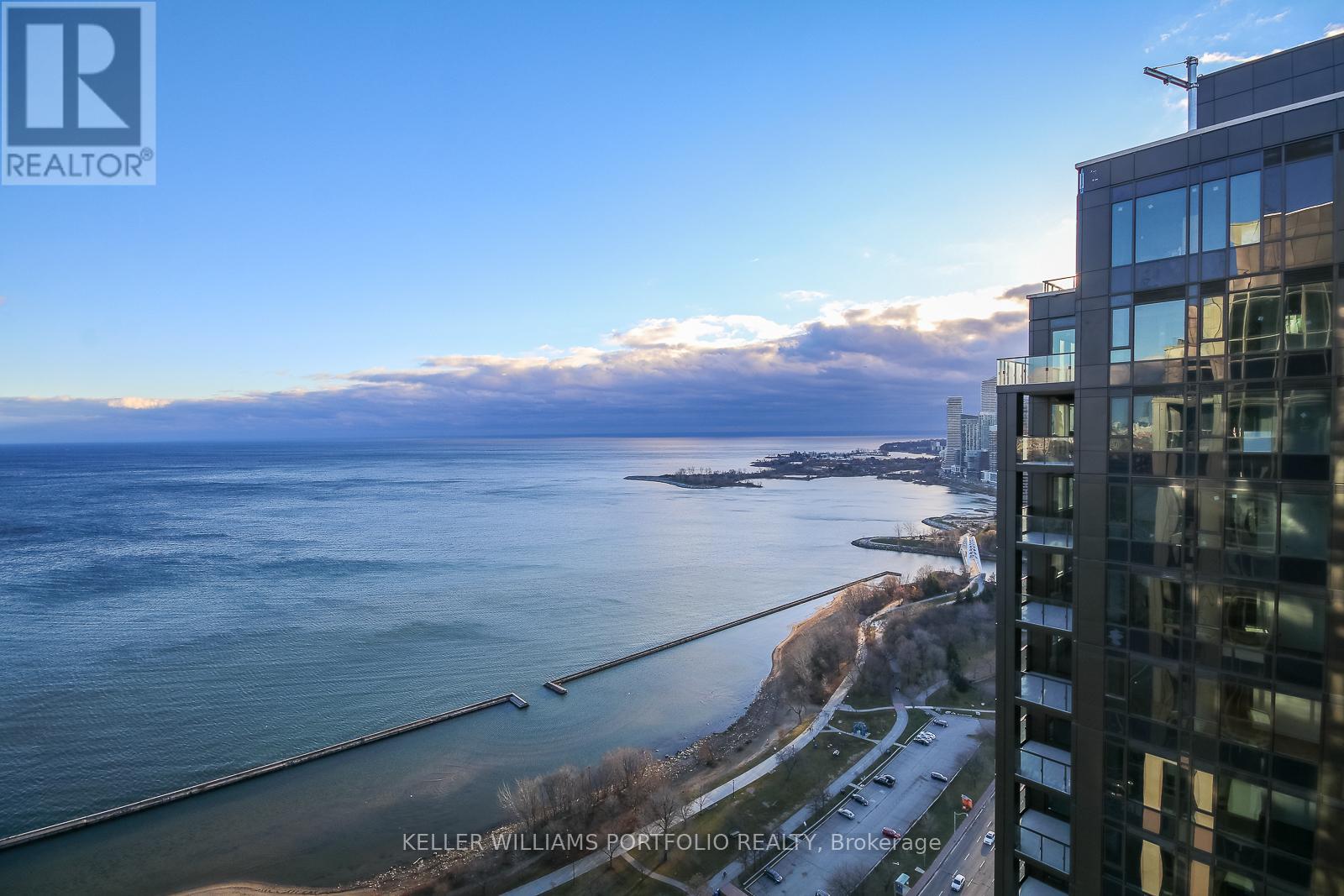 4210 - 1926 Lake Shore Boulevard W, Toronto, Ontario  M6S 1A2 - Photo 26 - W12178031