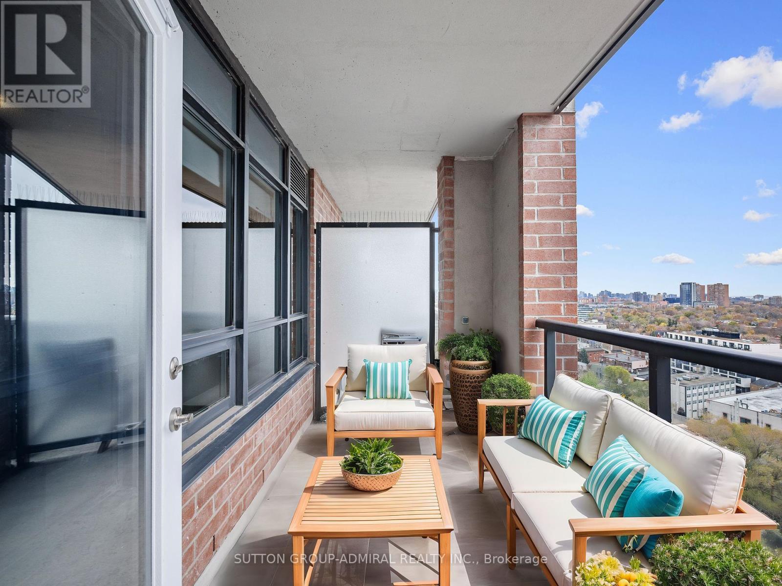 1715 - 60 Heintzman Street, Toronto, Ontario  M6P 5A1 - Photo 13 - W12178165