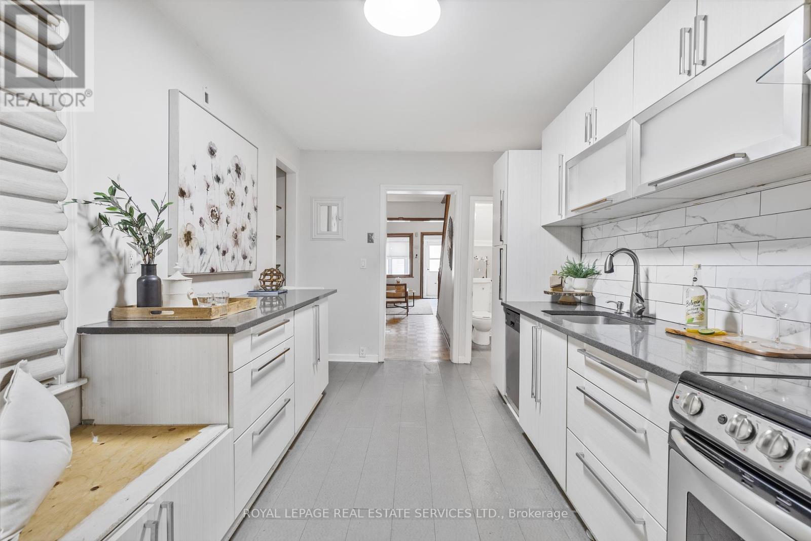 195 Islington Avenue, Toronto, Ontario  M8V 3B8 - Photo 7 - W12178183