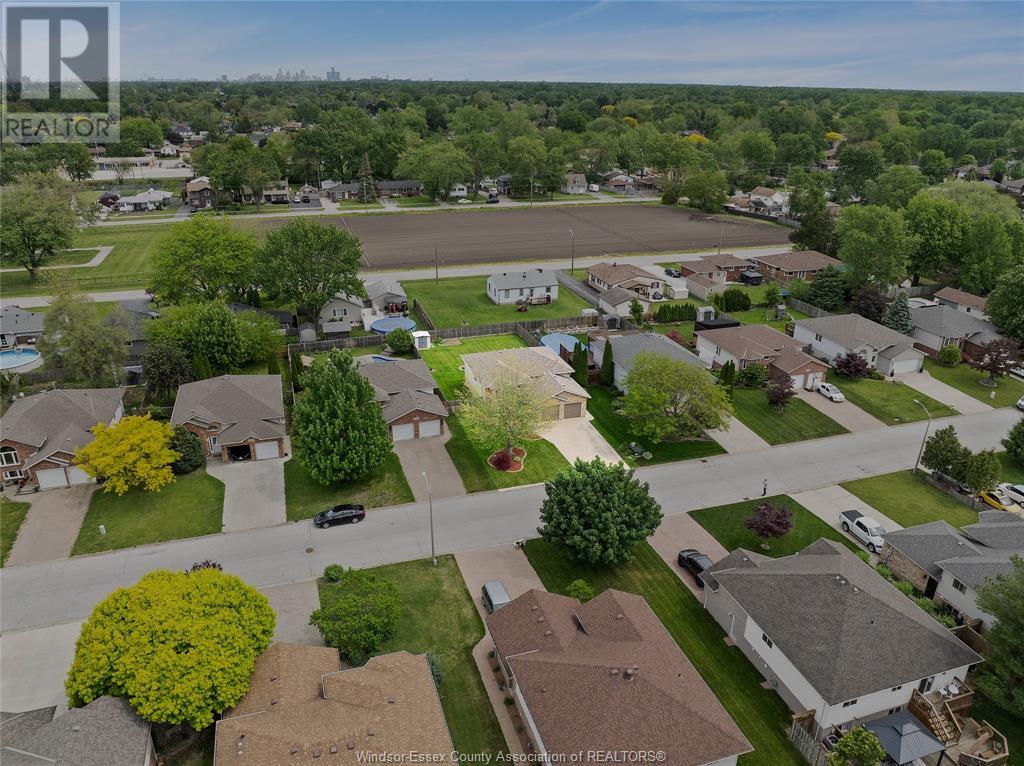 261 Fields Avenue, Lasalle, Ontario  N9J 3S3 - Photo 32 - 25013325