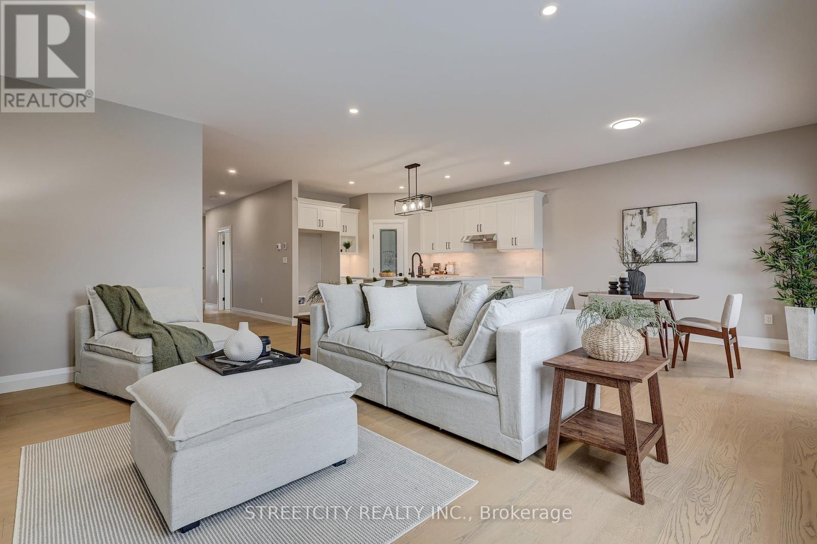 8088 Union Road, Southwold, Ontario  N0L 1K0 - Photo 31 - X12178257