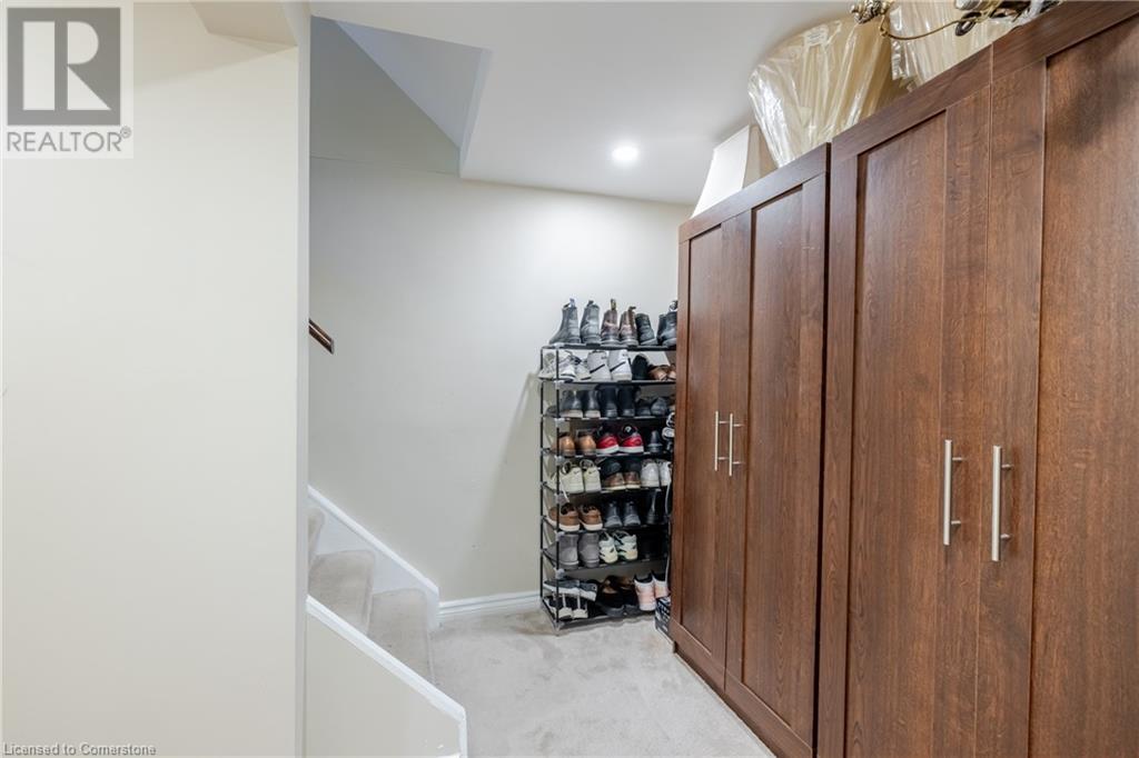 Photo 33 of 44 for 1330 Jalna Boulevard Unit# 126