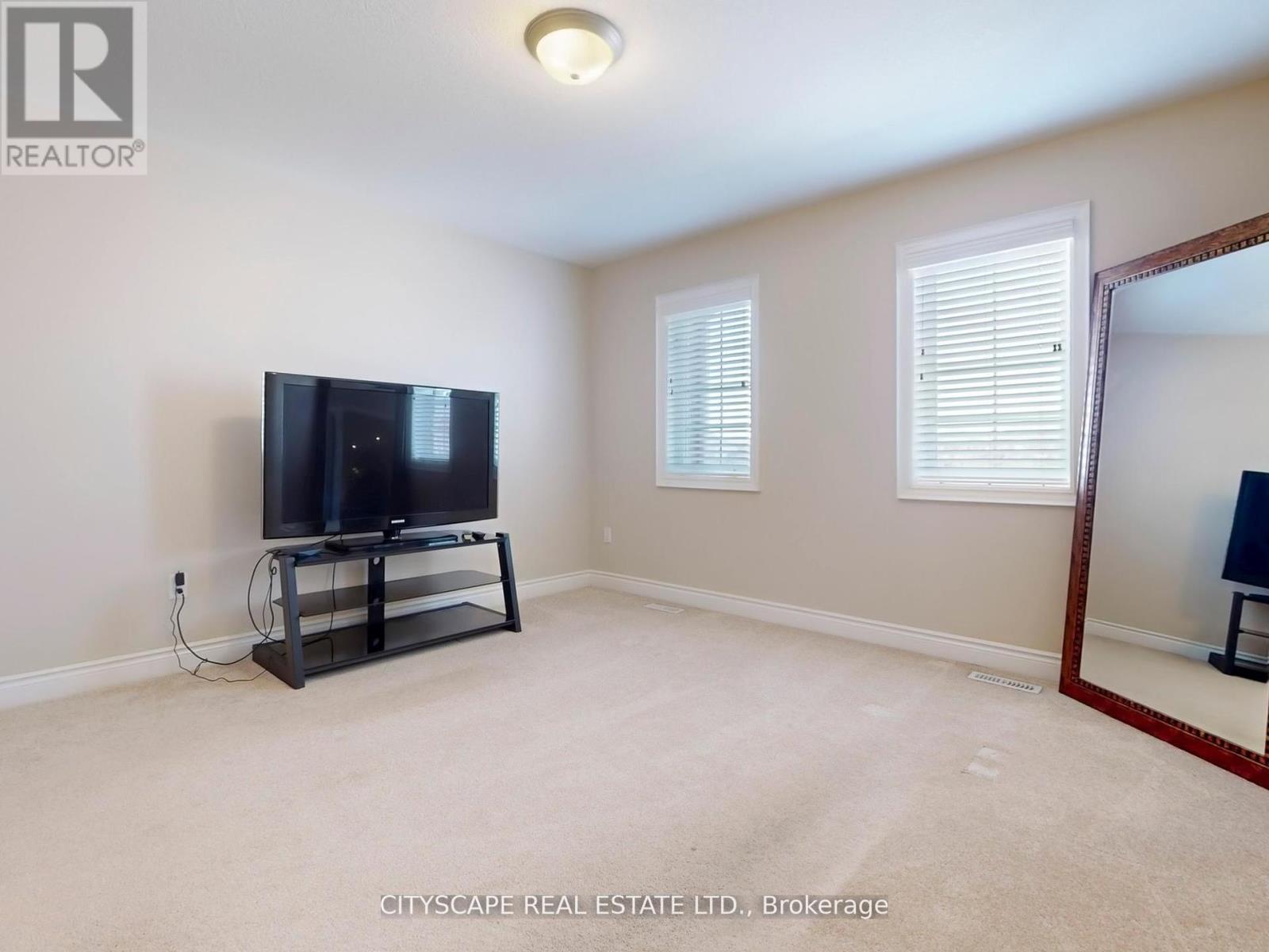 93 Tremaine Drive, Kitchener, Ontario  N2A 4M3 - Photo 33 - X12177996