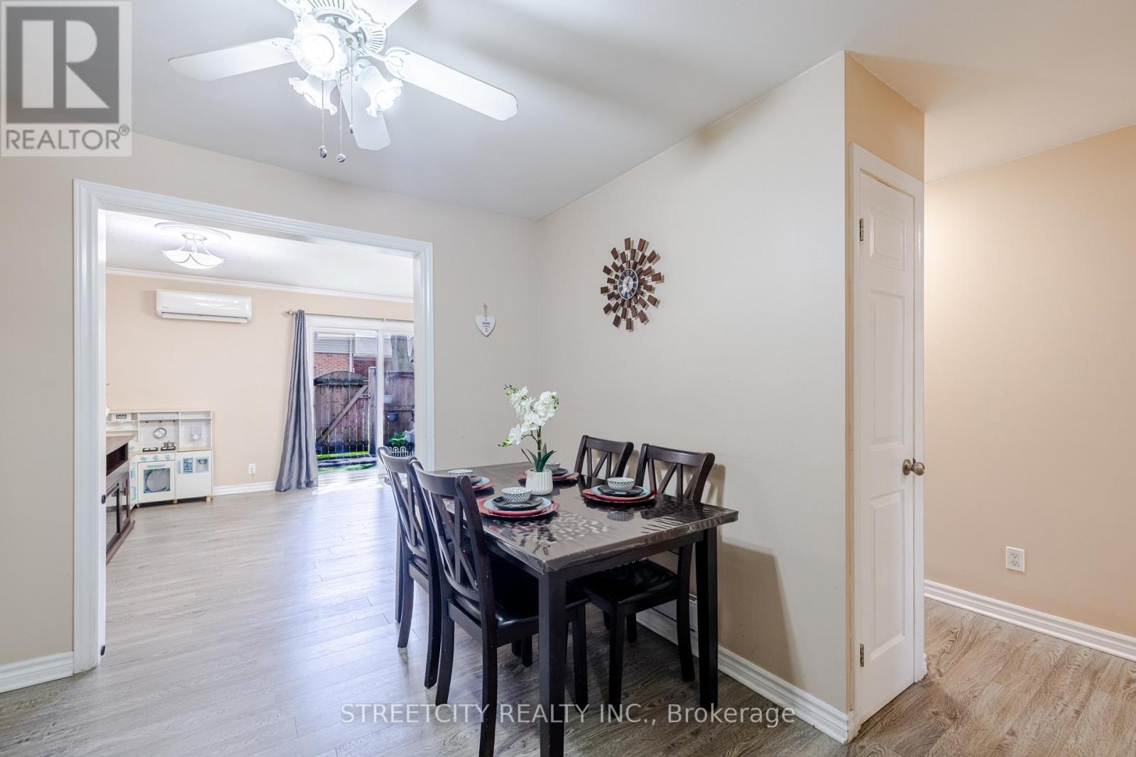 Photo 13 of 44 for 126 - 1330 Jalna Boulevard