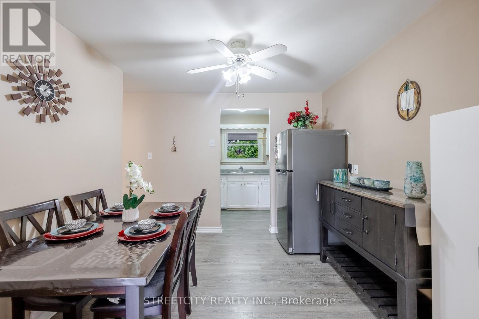 Photo 14 of 44 for 126 - 1330 Jalna Boulevard