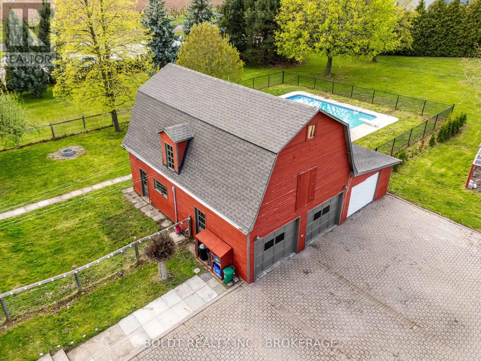 Property at 468 LAKESHORE ROAD image 5