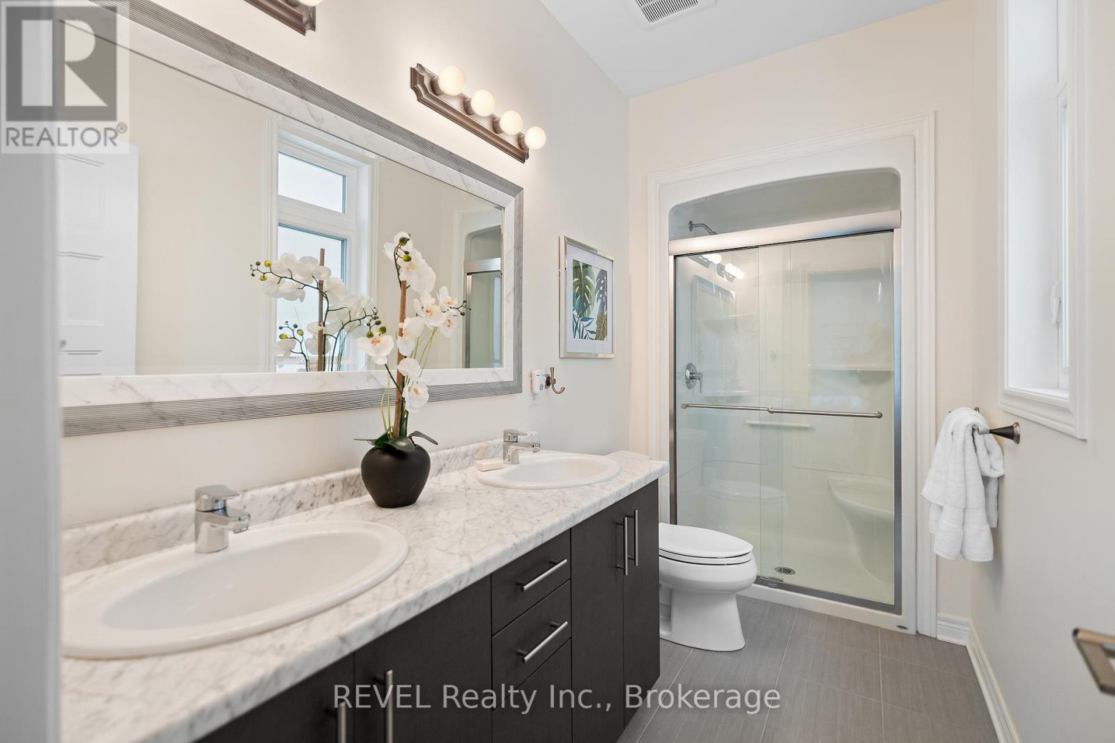 8 Hopkins Street, Thorold (Hurricane/merrittville), Ontario  L2V 0E6 - Photo 27 - X12154775