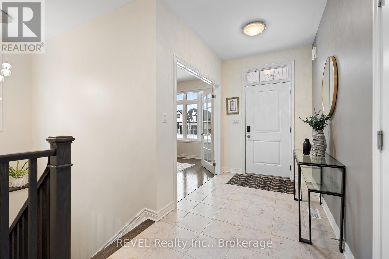 8 Hopkins Street, Thorold (Hurricane/merrittville), Ontario  L2V 0E6 - Photo 8 - X12154775