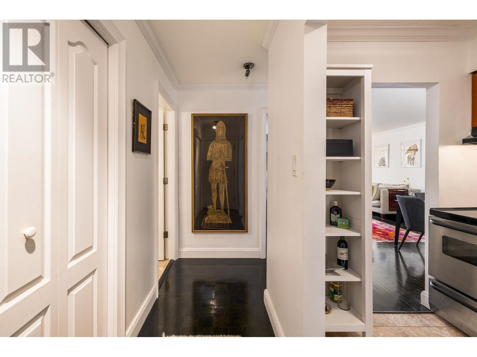 Property at 407 1425 ESQUIMALT AVENUE image 3