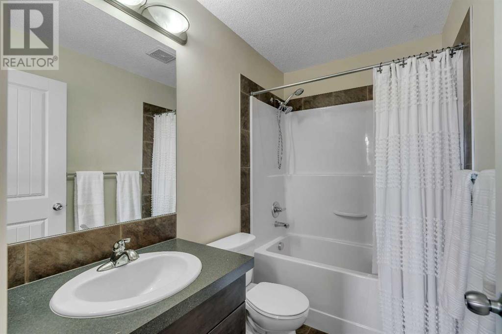 357 Copperpond Landing Se, Calgary, Alberta  T2Z 1G6 - Photo 25 - A2215963