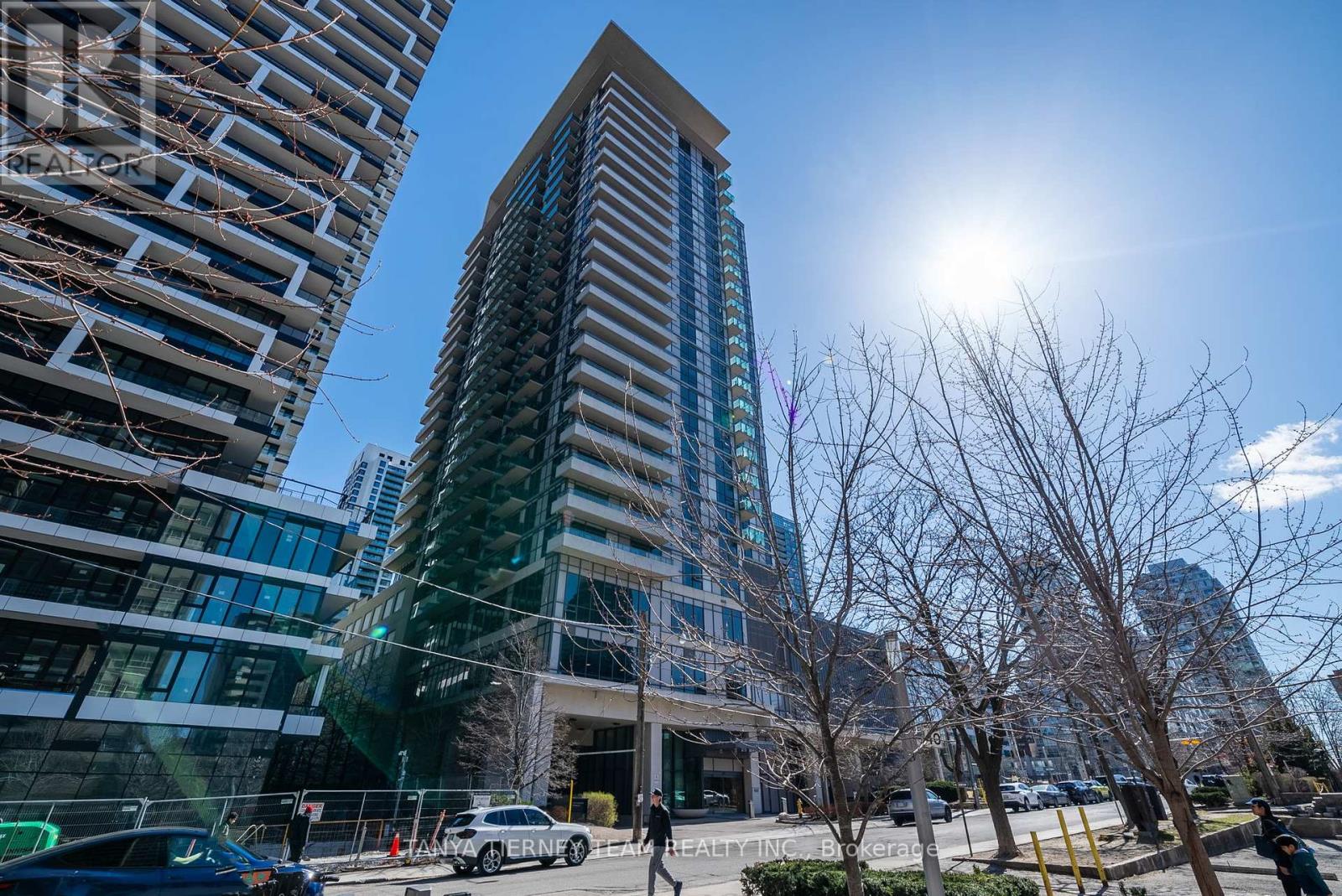 2006 - 25 BROADWAY AVENUE, Toronto, Ontario