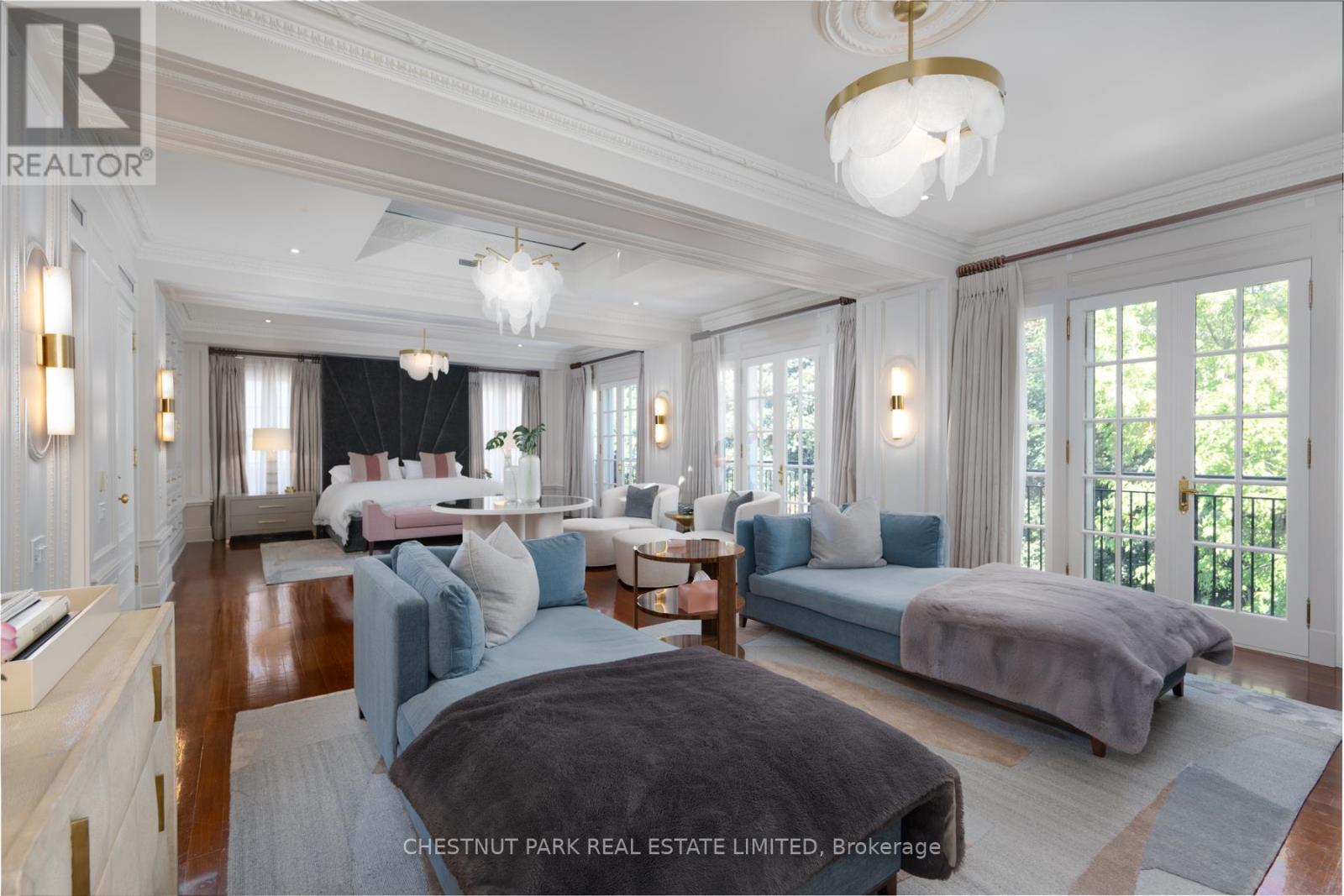 82 Chestnut Park Road, Toronto, Ontario  M4W 2R3 - Photo 14 - C12178239