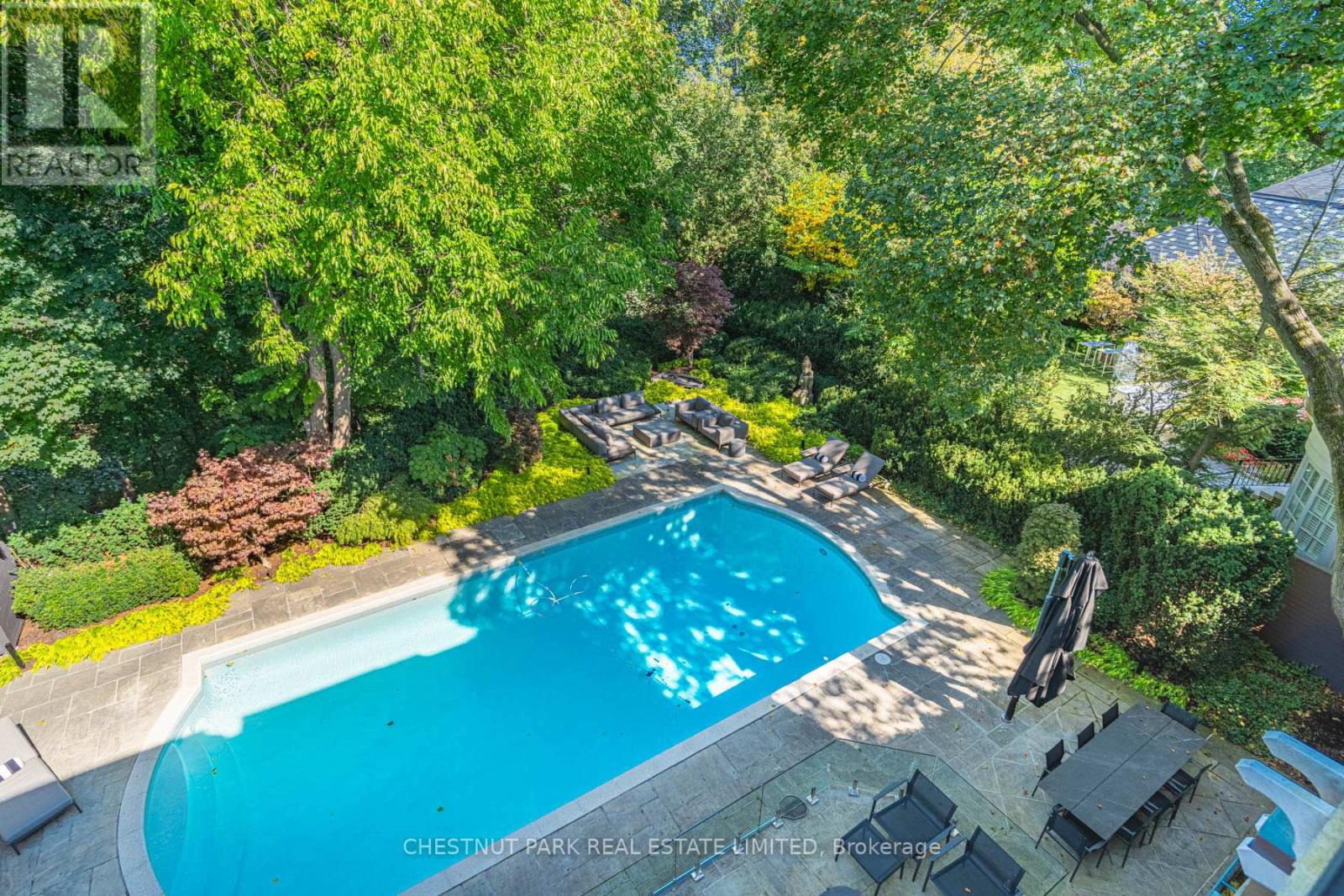 82 Chestnut Park Road, Toronto, Ontario  M4W 2R3 - Photo 23 - C12178239