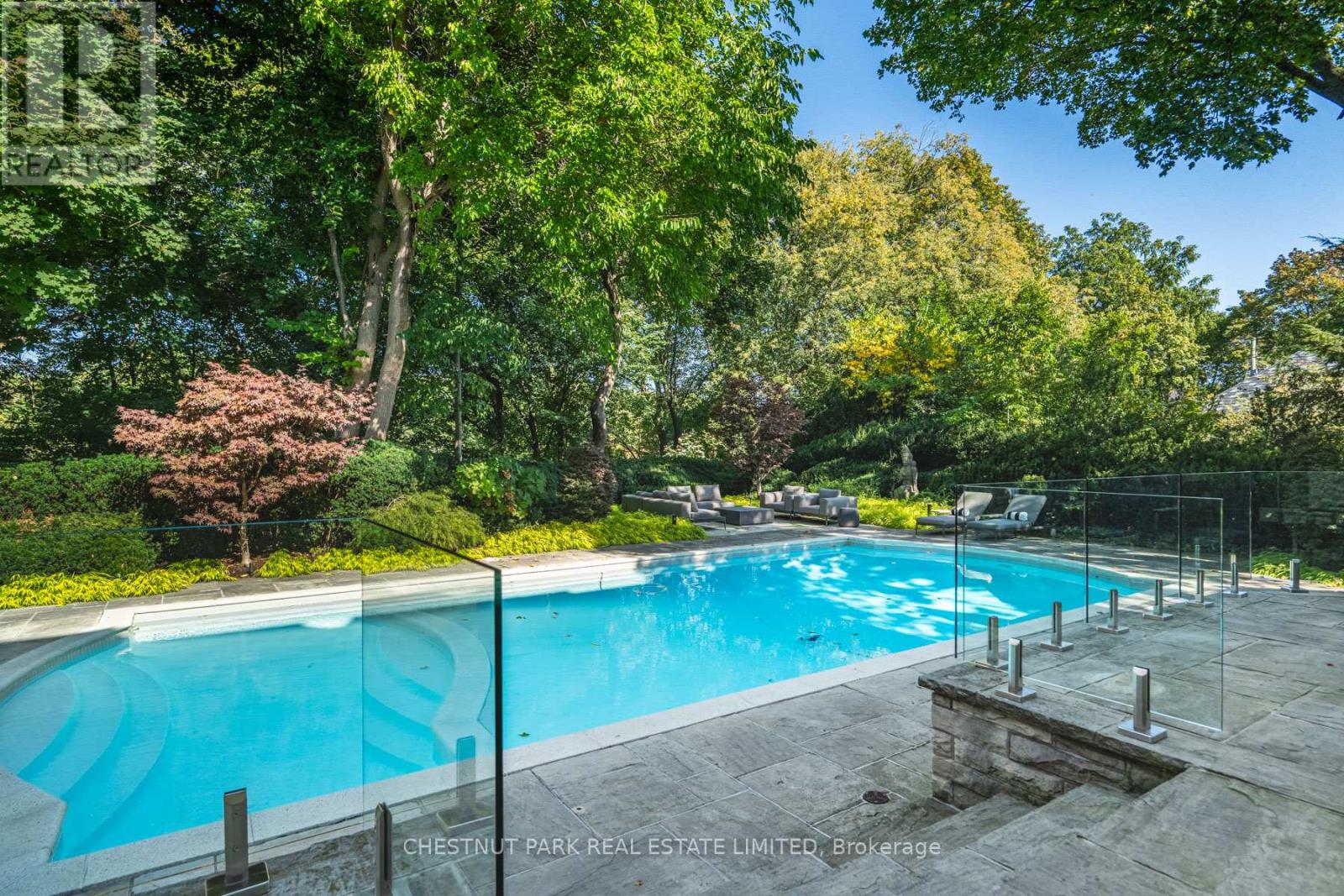 82 Chestnut Park Road, Toronto, Ontario  M4W 2R3 - Photo 26 - C12178239