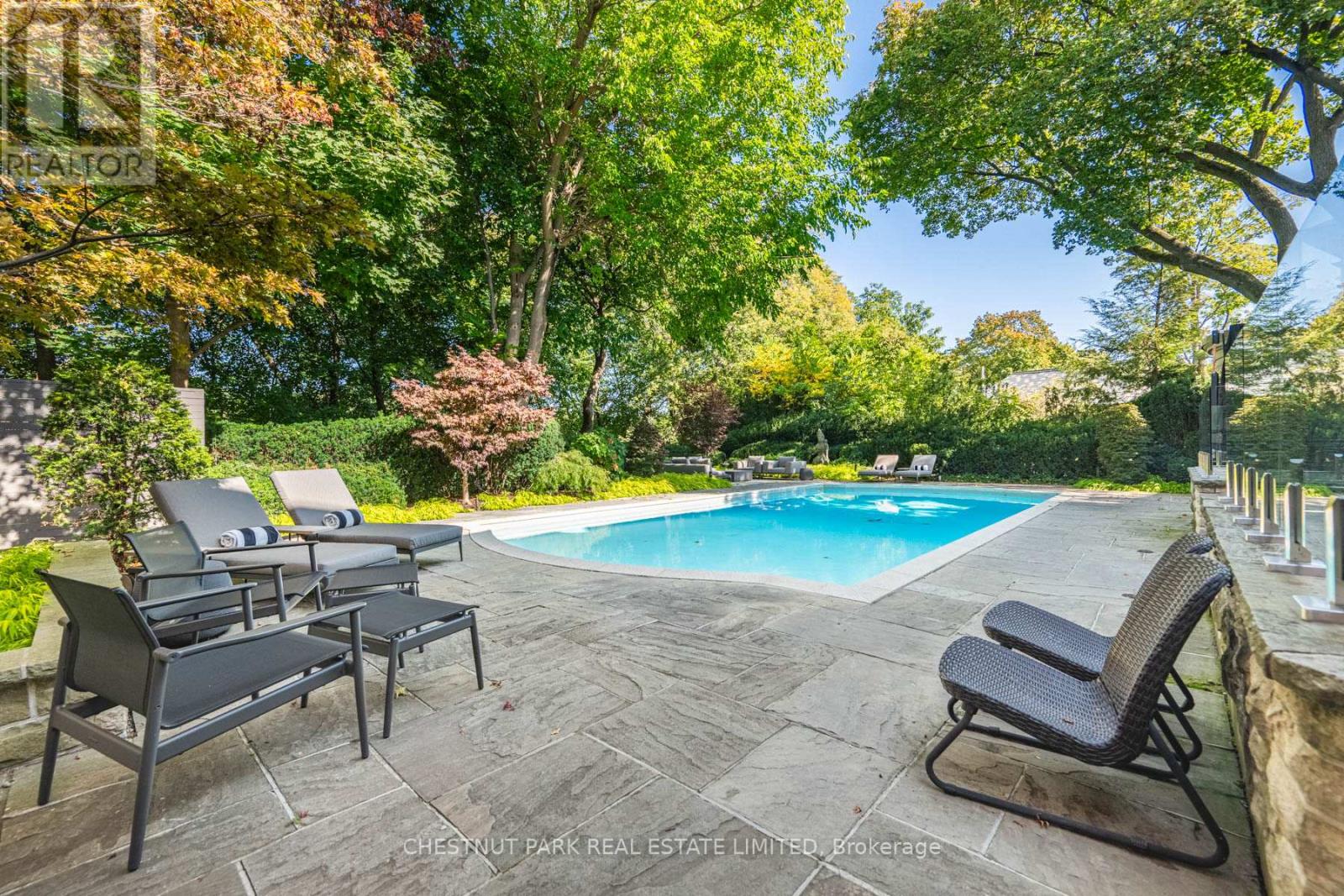 82 Chestnut Park Road, Toronto, Ontario  M4W 2R3 - Photo 29 - C12178239