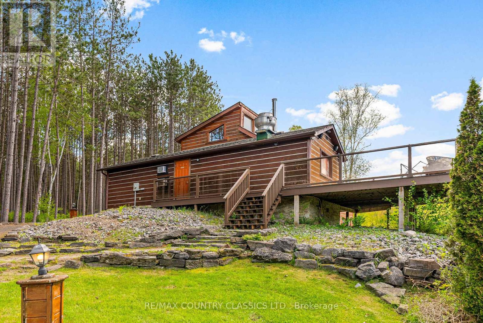 16 Beaver Creek Lane, Tudor And Cashel, Ontario  K0K 1Y0 - Photo 13 - X12177940