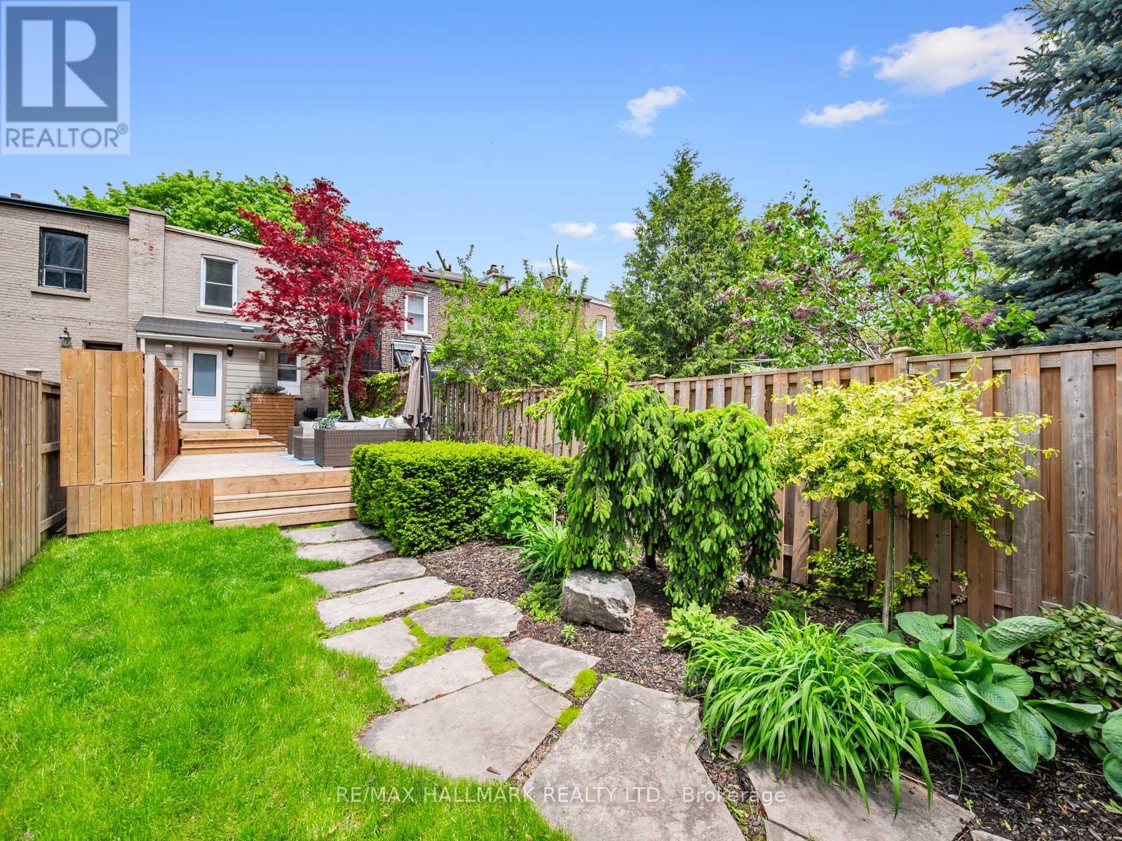 3 Badgerow Avenue, Toronto (South Riverdale), Ontario  M4M 1T9 - Photo 41 - E12178260