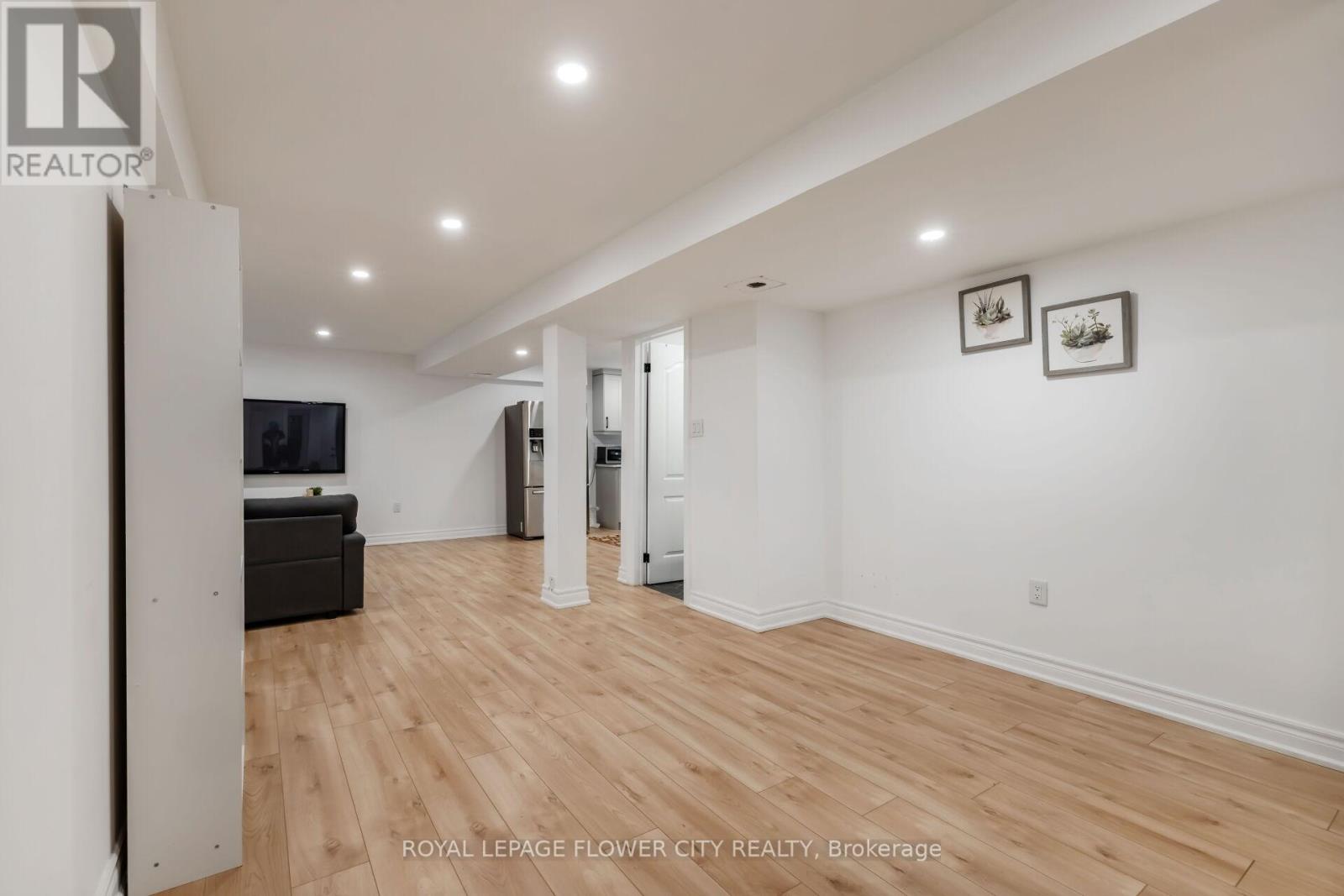 109 Humberwood Gate, Vaughan, Ontario  L4L 9G5 - Photo 18 - N12159913