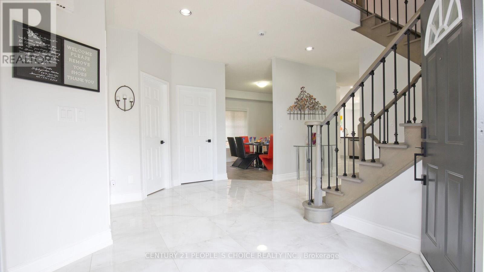 159 Sonoma Boulevard, Vaughan, Ontario  L4H 1P2 - Photo 5 - N12178198