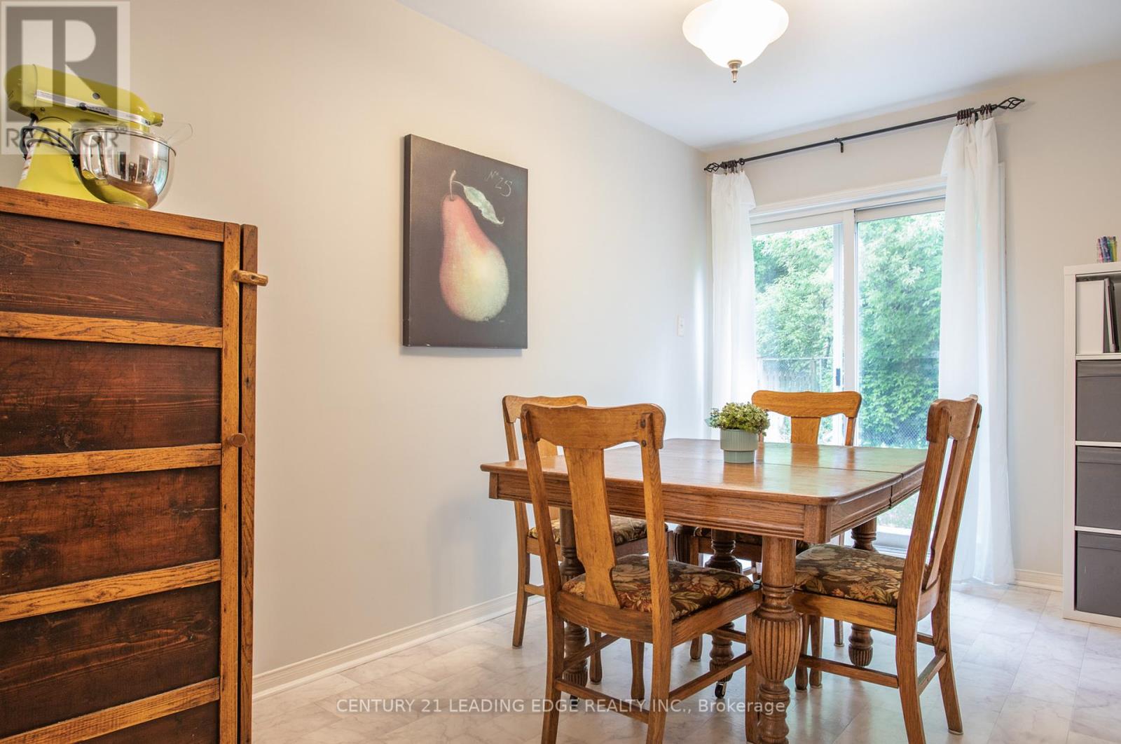 199 Park Drive, Whitchurch-Stouffville, Ontario  L4A 1J8 - Photo 6 - N12178233