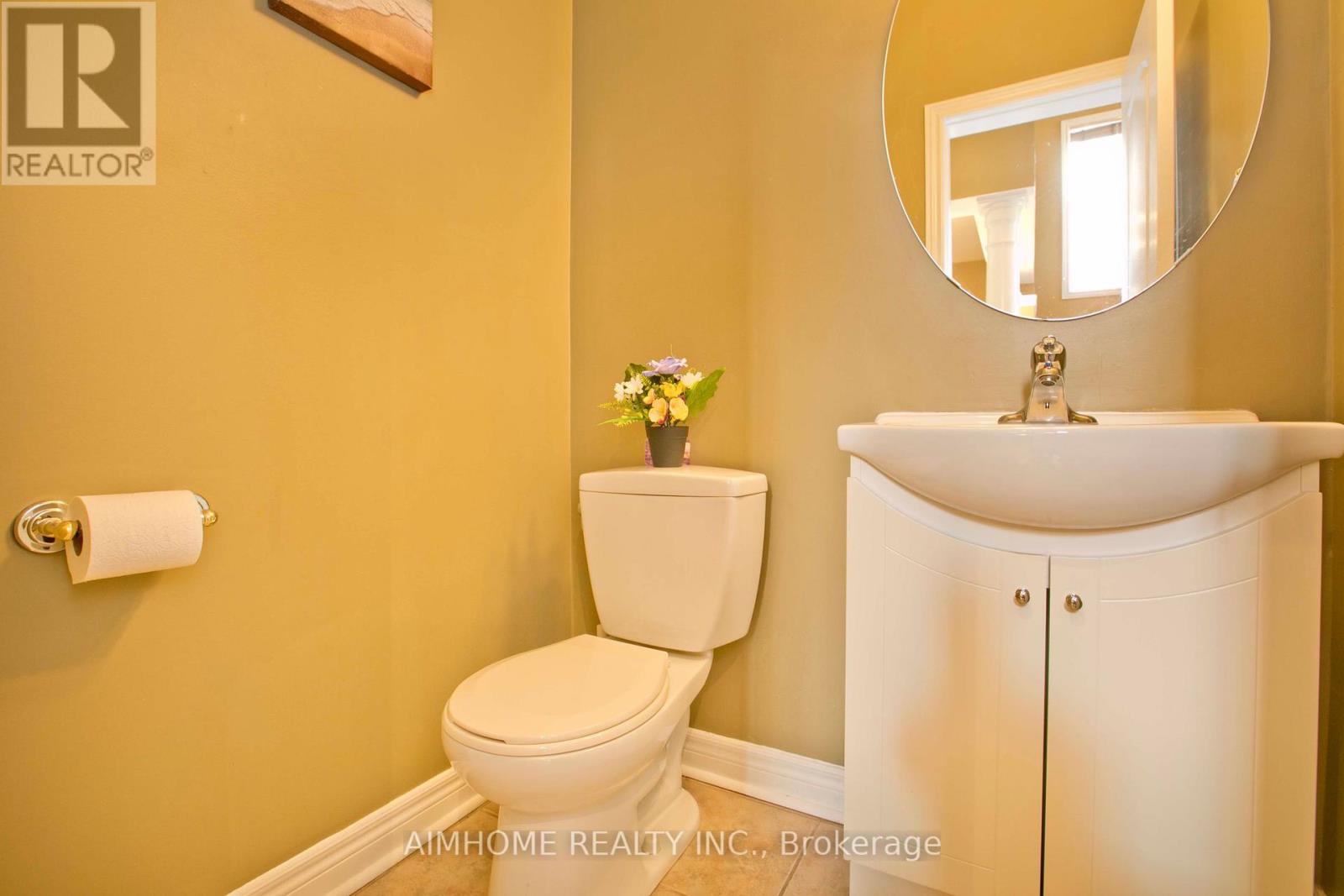 99 Colesbrook Road, Richmond Hill, Ontario  L4S 2G3 - Photo 13 - N12178282