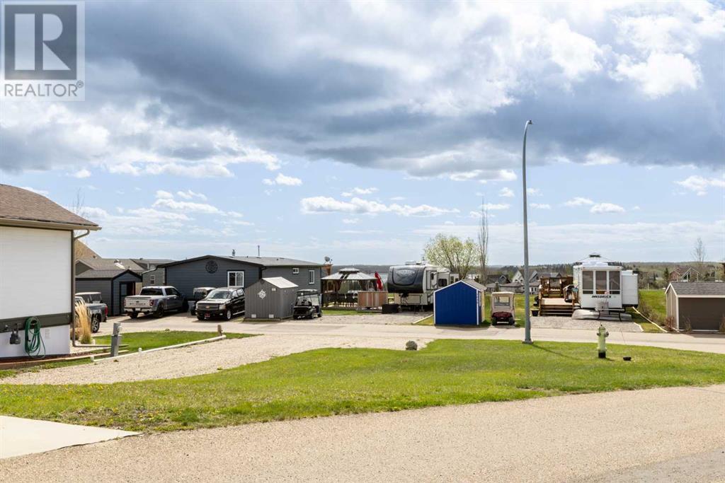5042, 25054 South Pine Lake Road, Rural Red Deer County, Alberta  T0M 1R0 - Photo 6 - A2183987