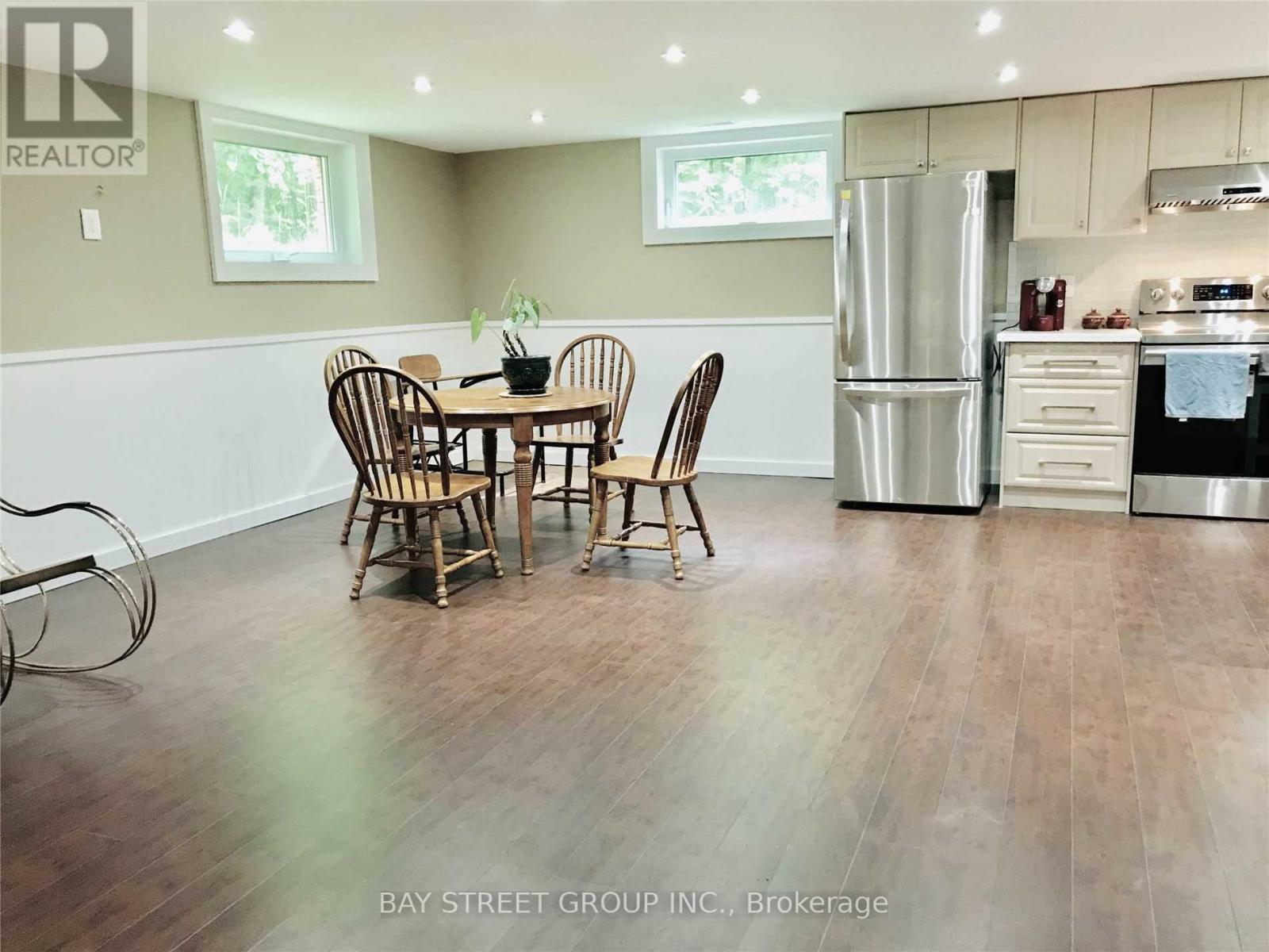 Lower - 142 Tudhope Boulevard, Oro-Medonte, Ontario  L4M 5X2 - Photo 19 - S12178216